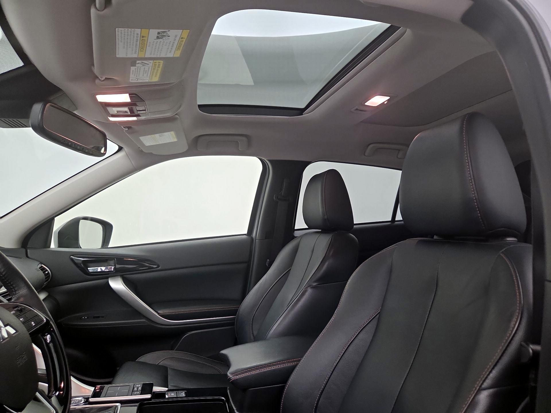 Thumbnail: 2019 Mitsubishi Eclipse Cross - 19