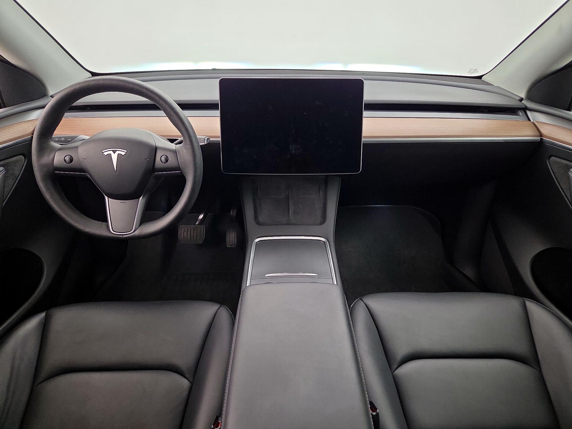 Thumbnail: 2023 Tesla Model Y - 9