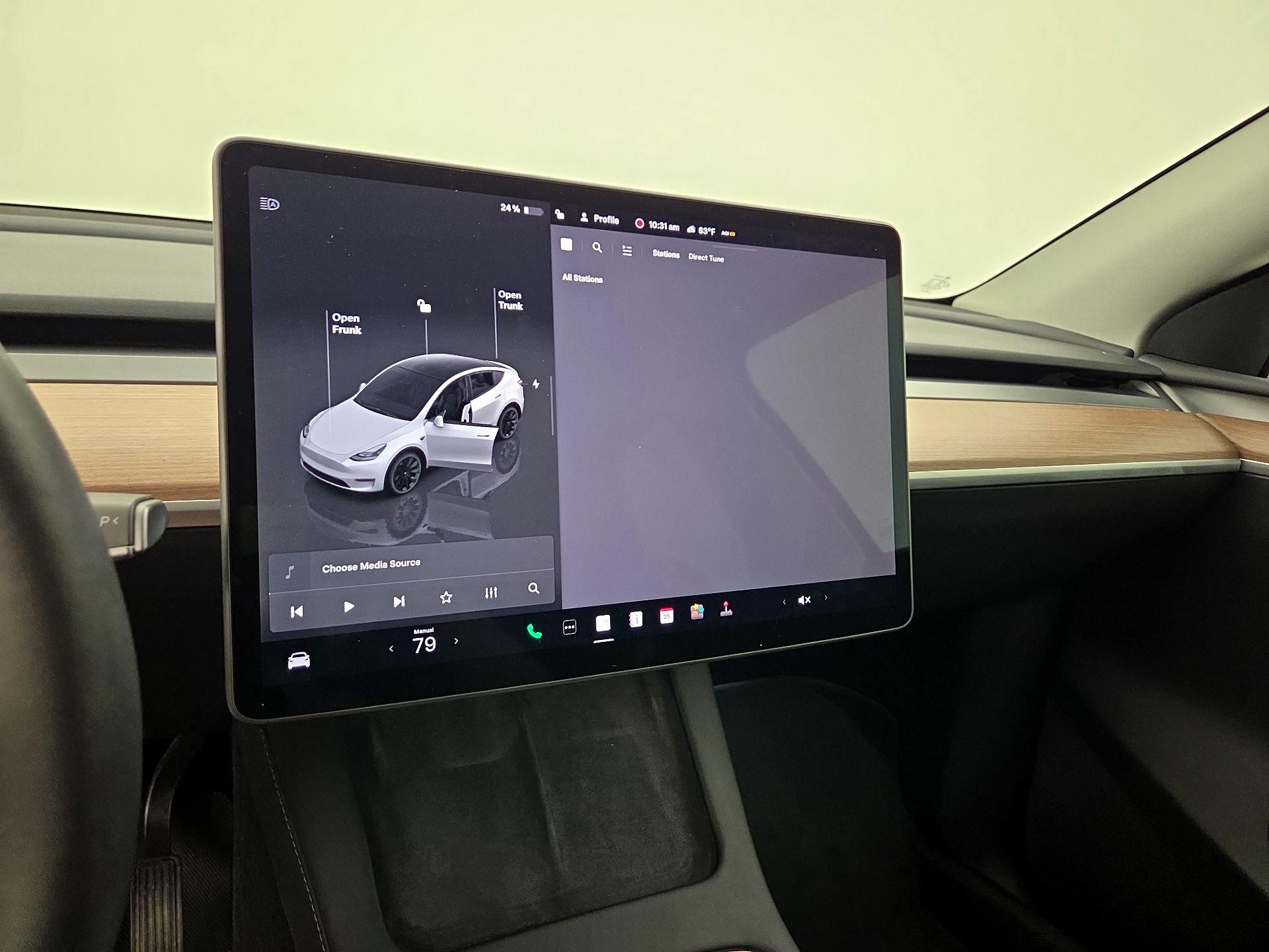 Thumbnail: 2023 Tesla Model Y - 15