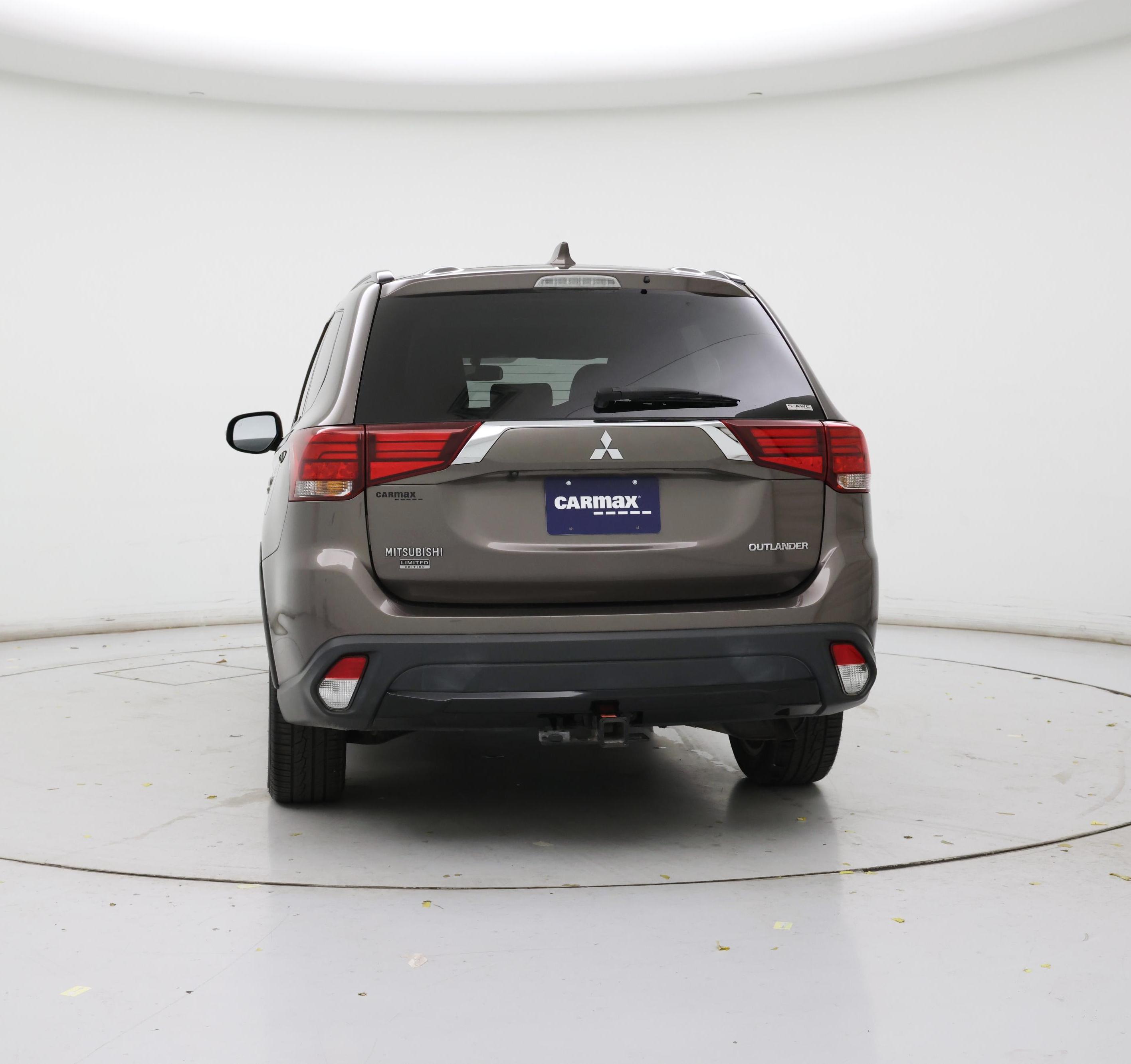 Thumbnail: 2018 Mitsubishi Outlander - 6