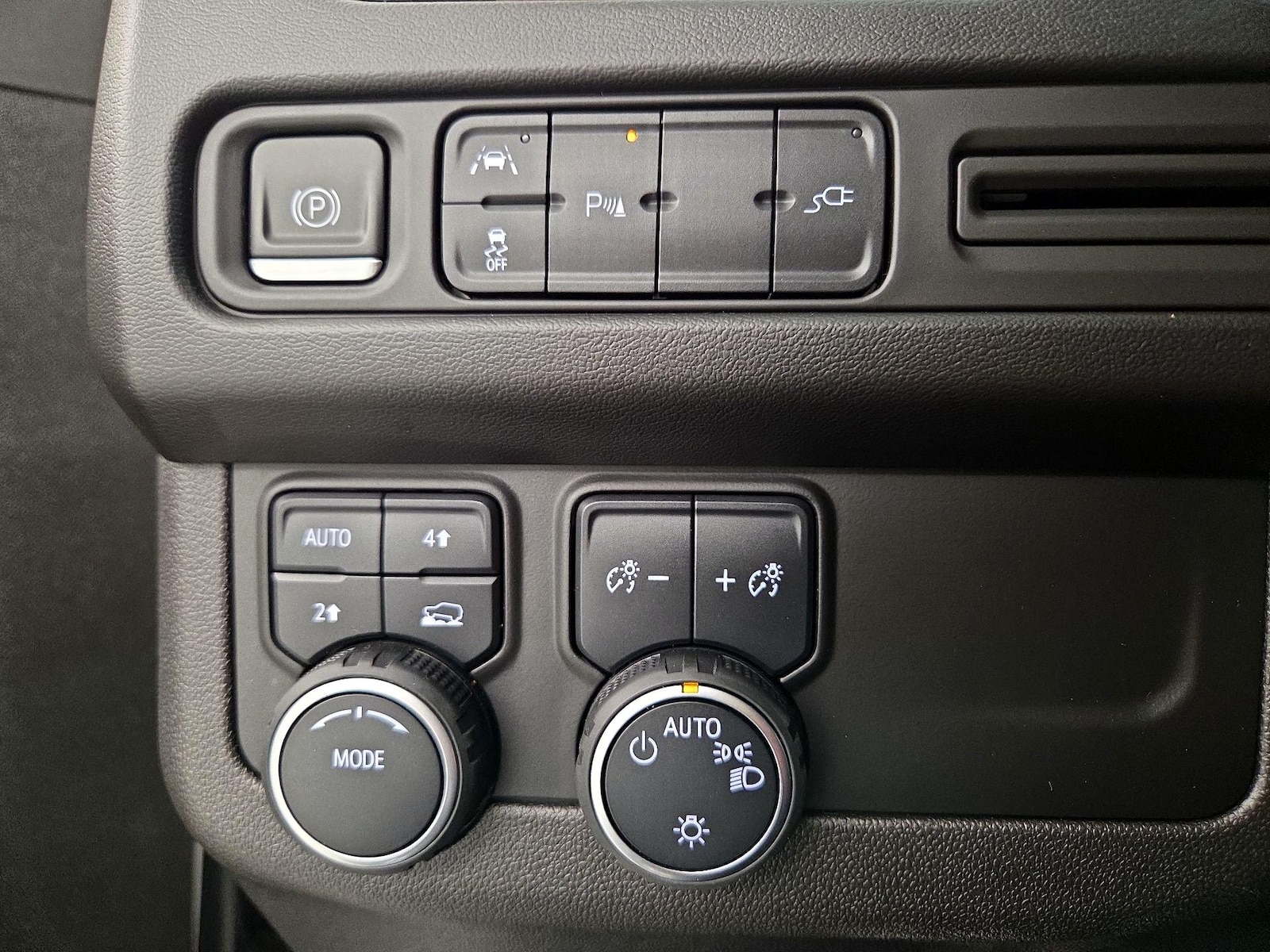 2021 Chevrolet Tahoe RST - Photo 14