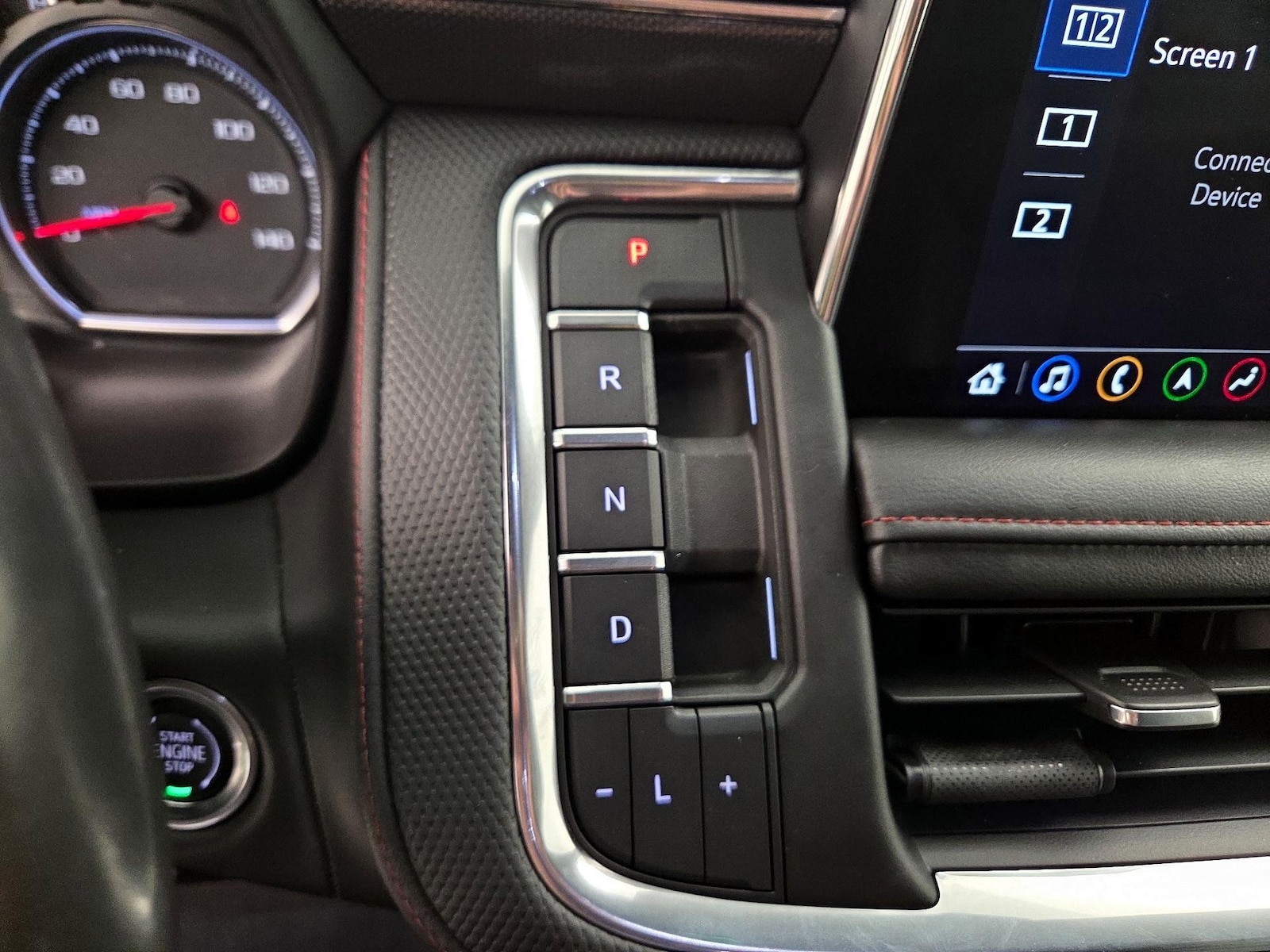 2021 Chevrolet Tahoe RST - Photo 18