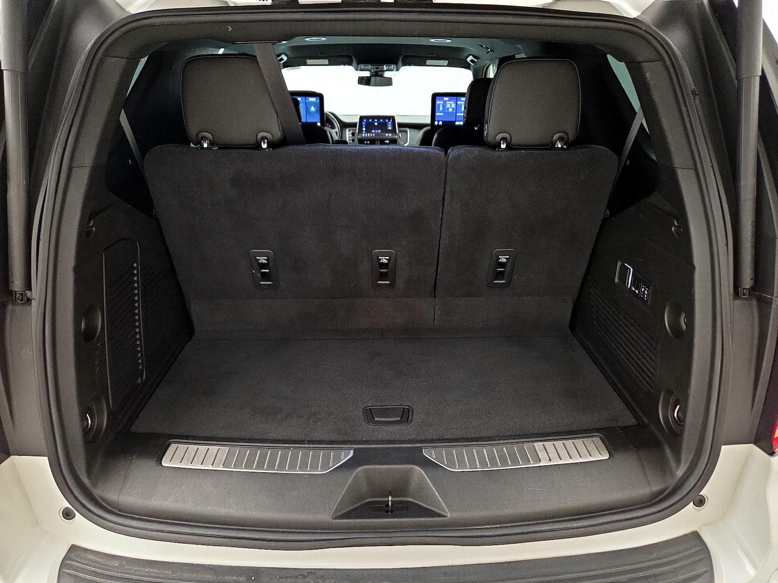 2021 Chevrolet Tahoe RST - Photo 22