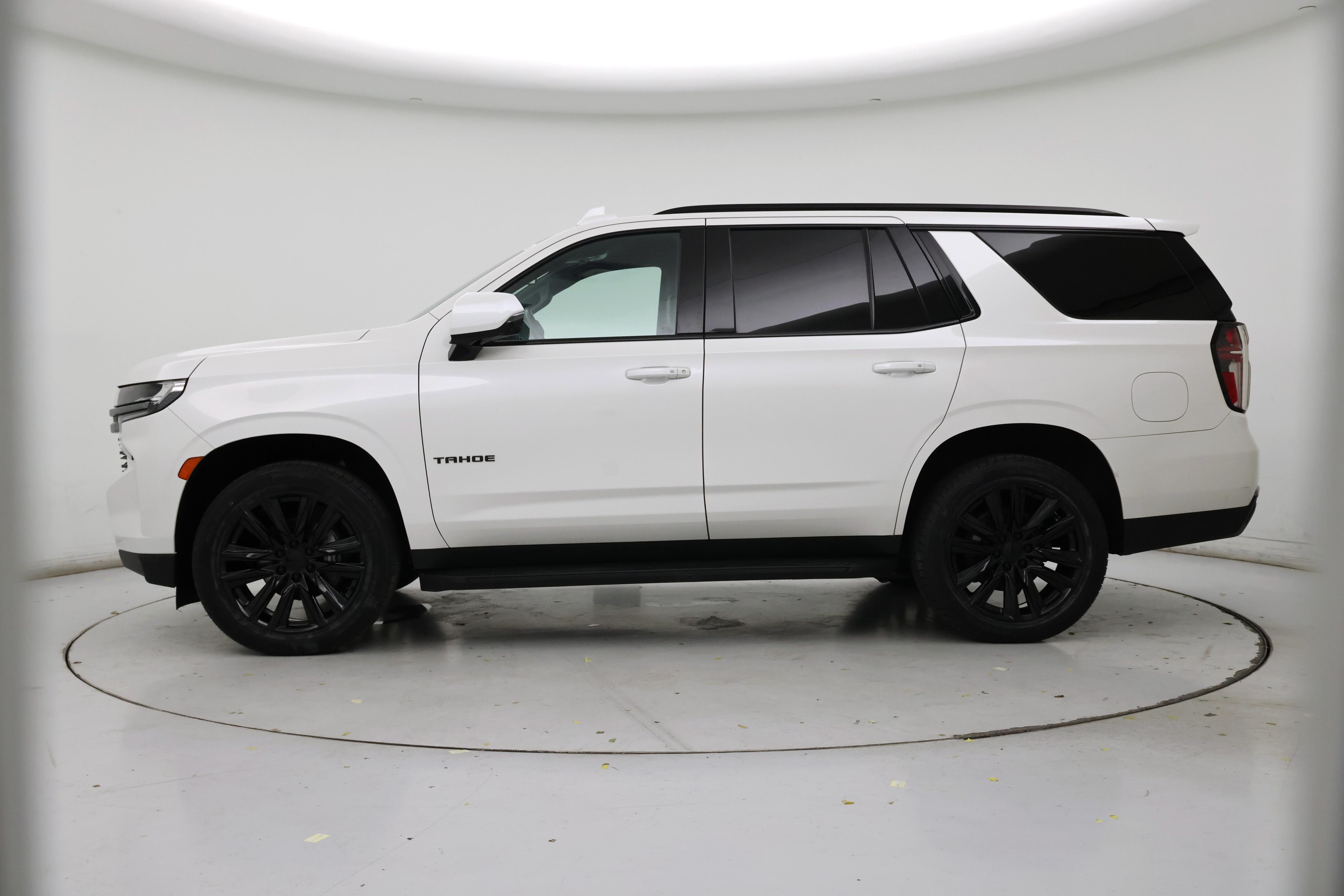 Thumbnail: 2021 Chevrolet Tahoe - 3