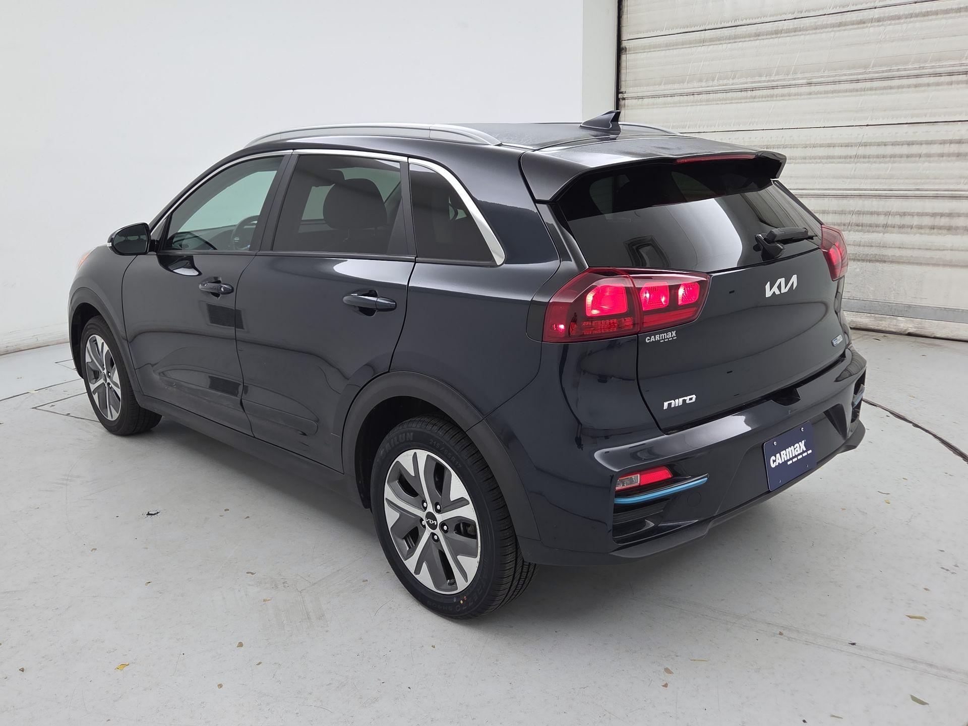 Thumbnail: 2022 Kia Niro - 7