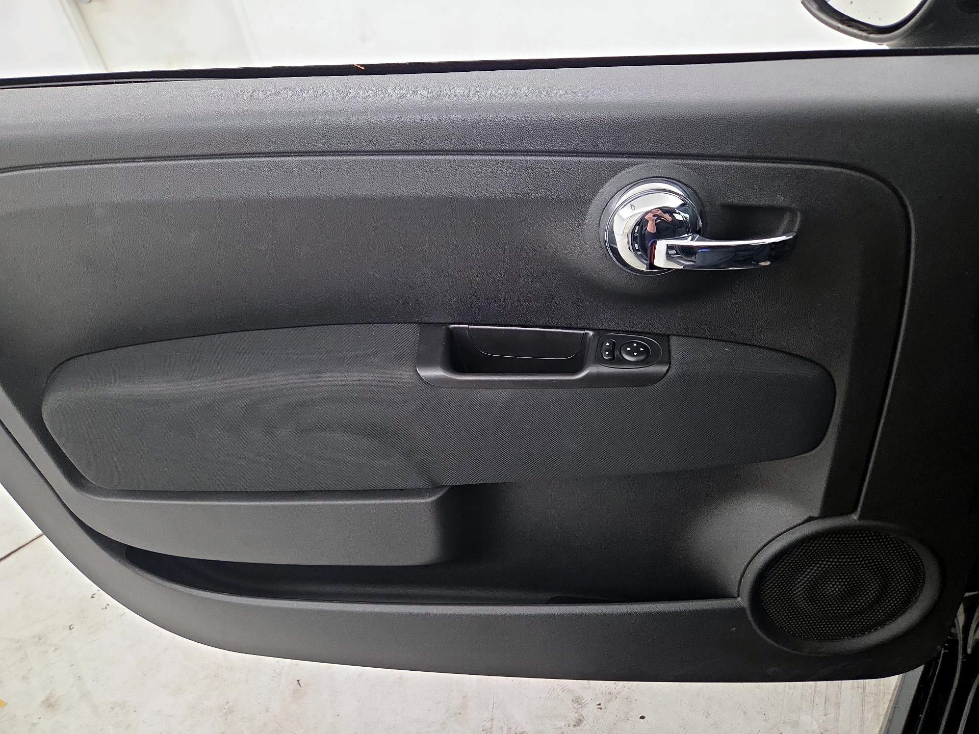 Thumbnail: 2016 Fiat 500 - 12