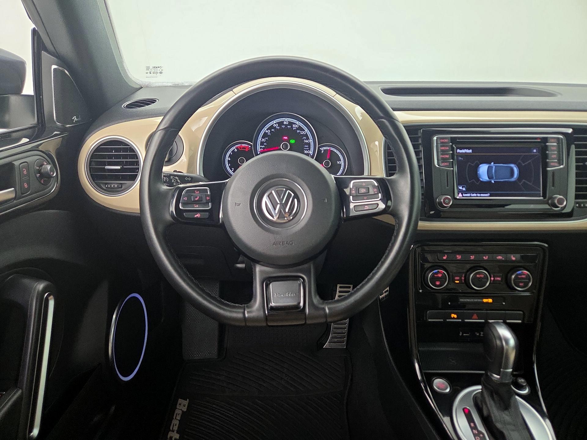Thumbnail: 2019 Volkswagen Beetle - 10