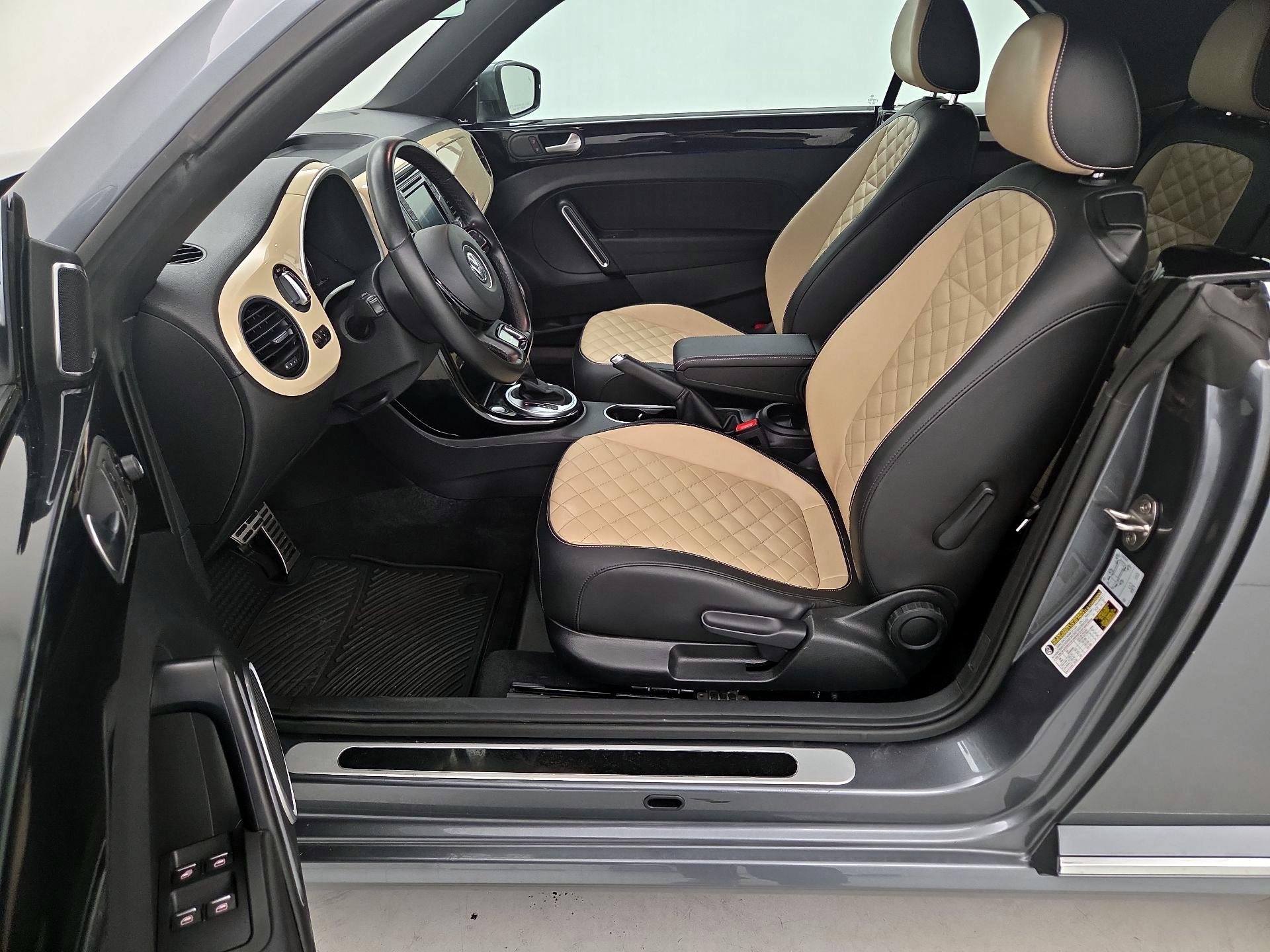 Thumbnail: 2019 Volkswagen Beetle - 11