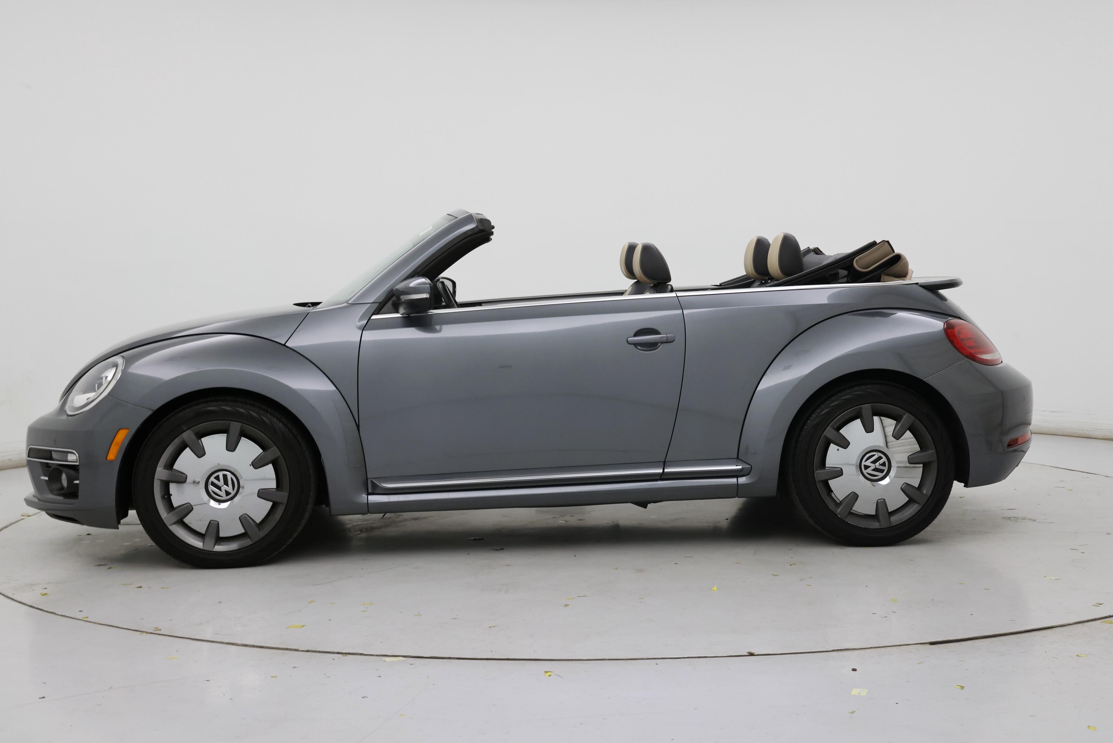 Thumbnail: 2019 Volkswagen Beetle - 3