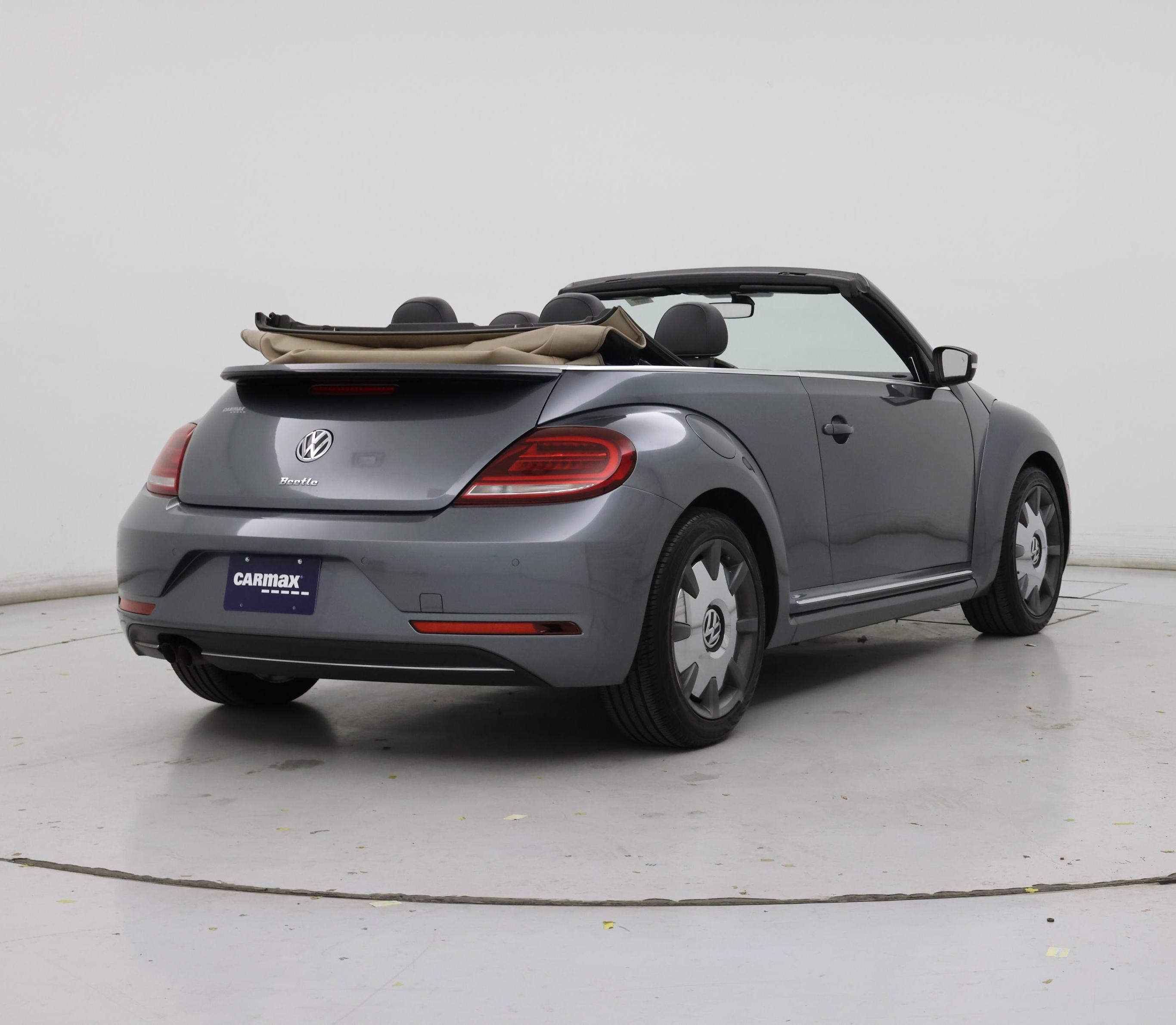 Thumbnail: 2019 Volkswagen Beetle - 8
