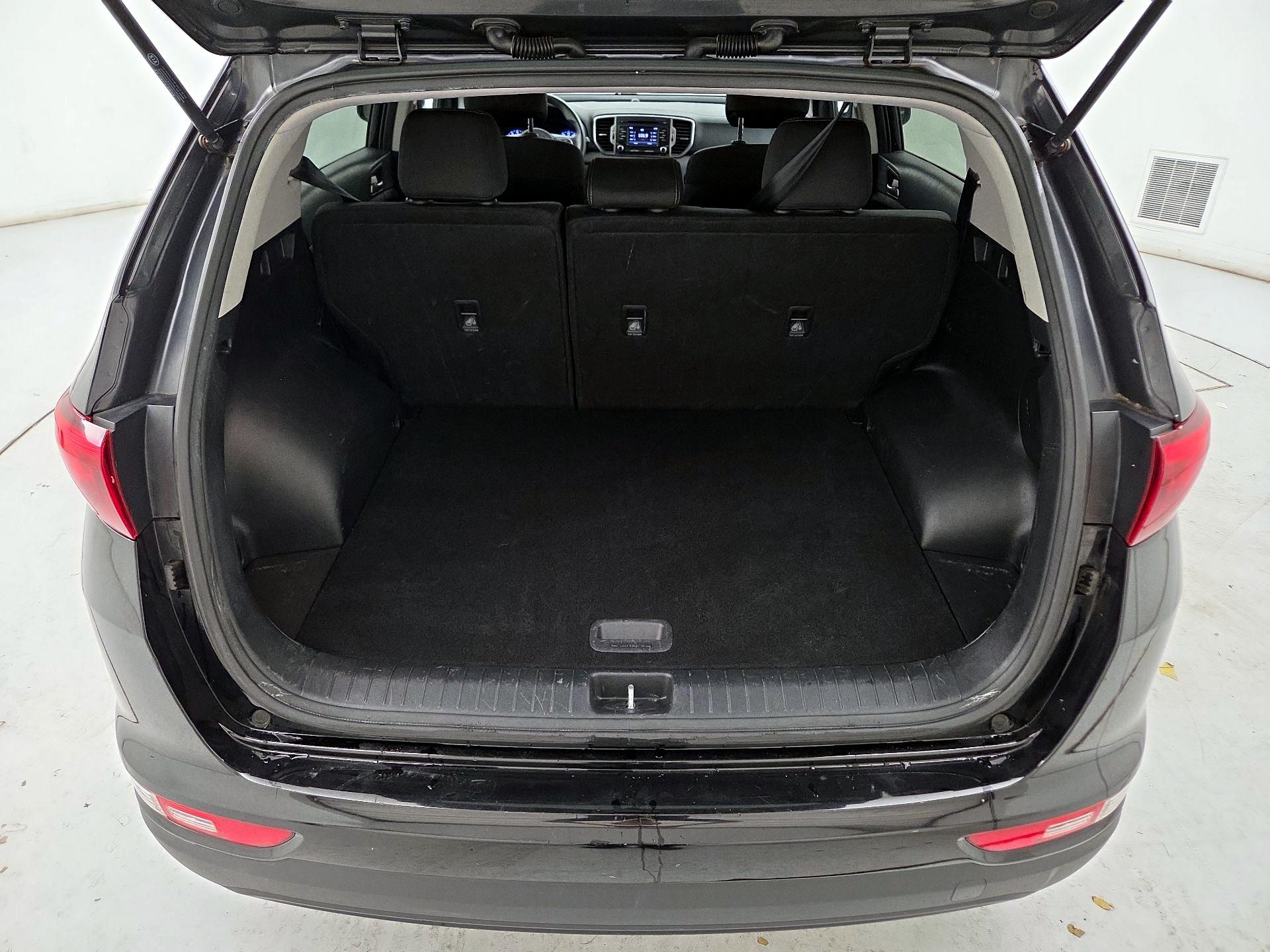 Thumbnail: 2017 Kia Sportage - 20