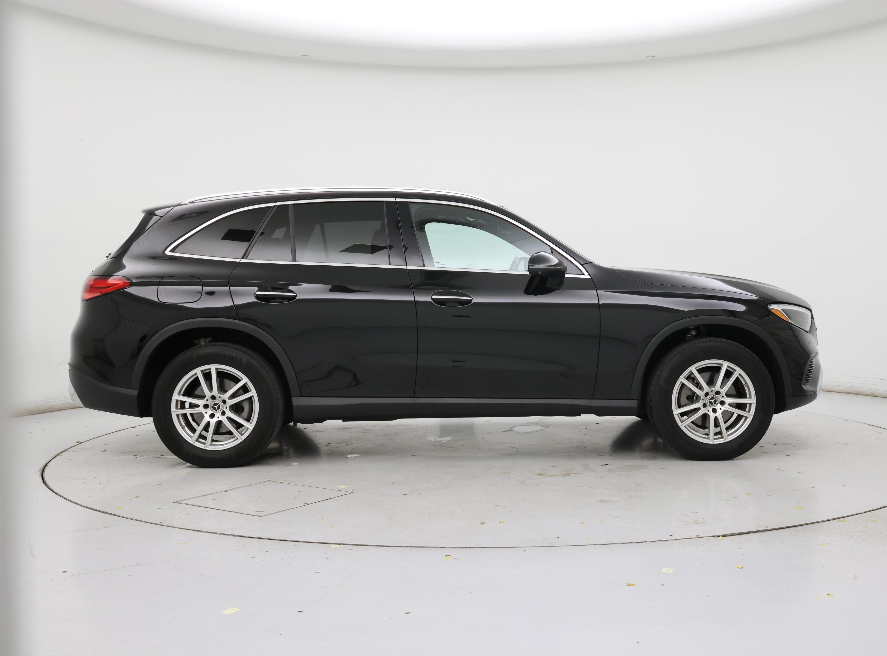 Thumbnail: 2023 Mercedes-Benz GLC - 7