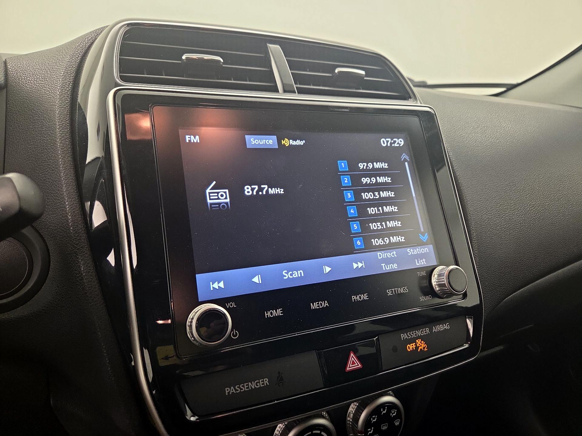 Thumbnail: 2020 Mitsubishi Outlander Sport - 14