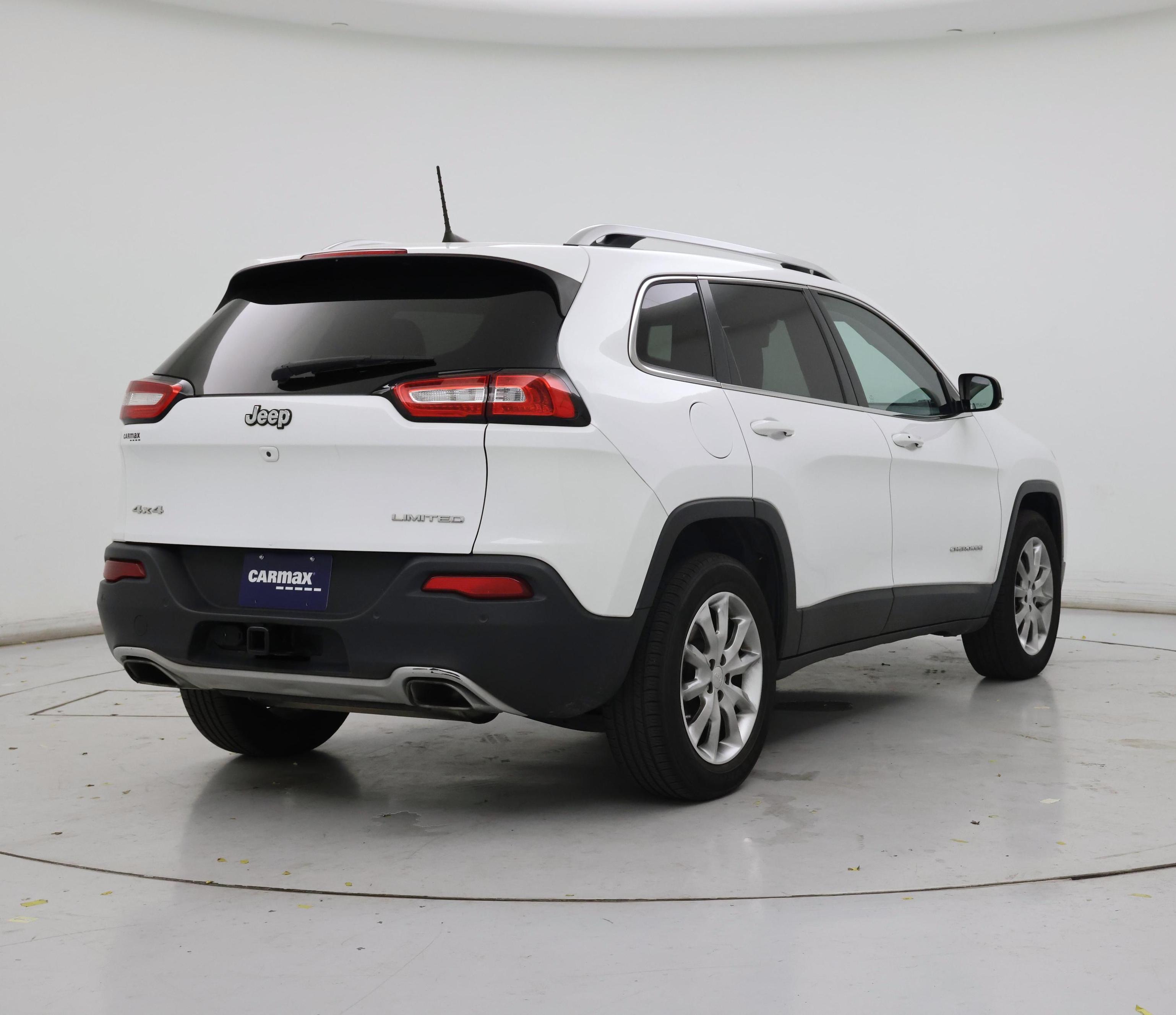 Thumbnail: 2018 Jeep Cherokee - 8