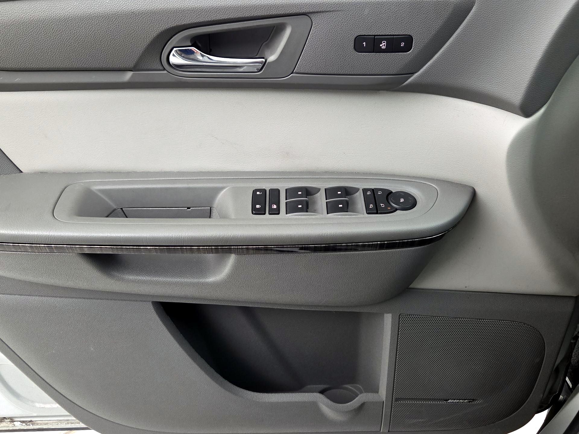 Thumbnail: 2017 GMC Acadia - 12
