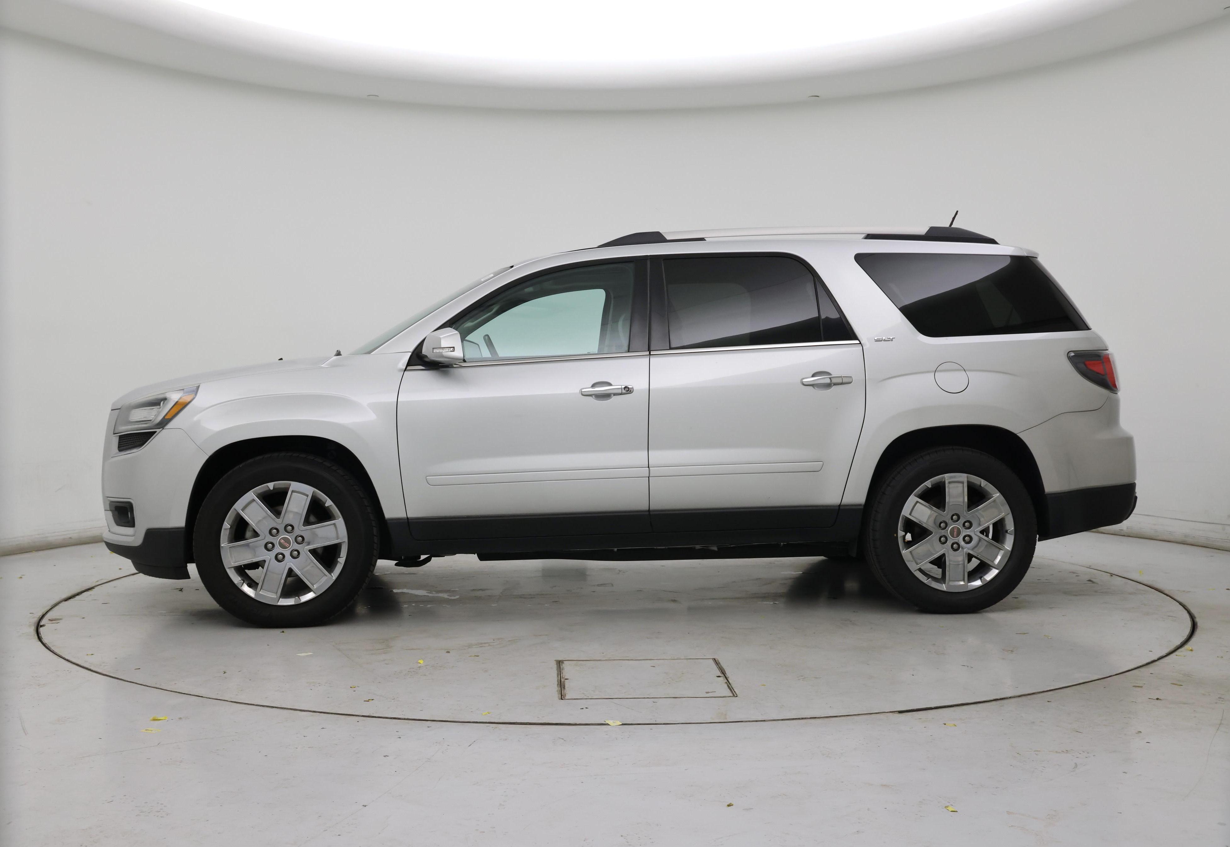 Thumbnail: 2017 GMC Acadia - 3