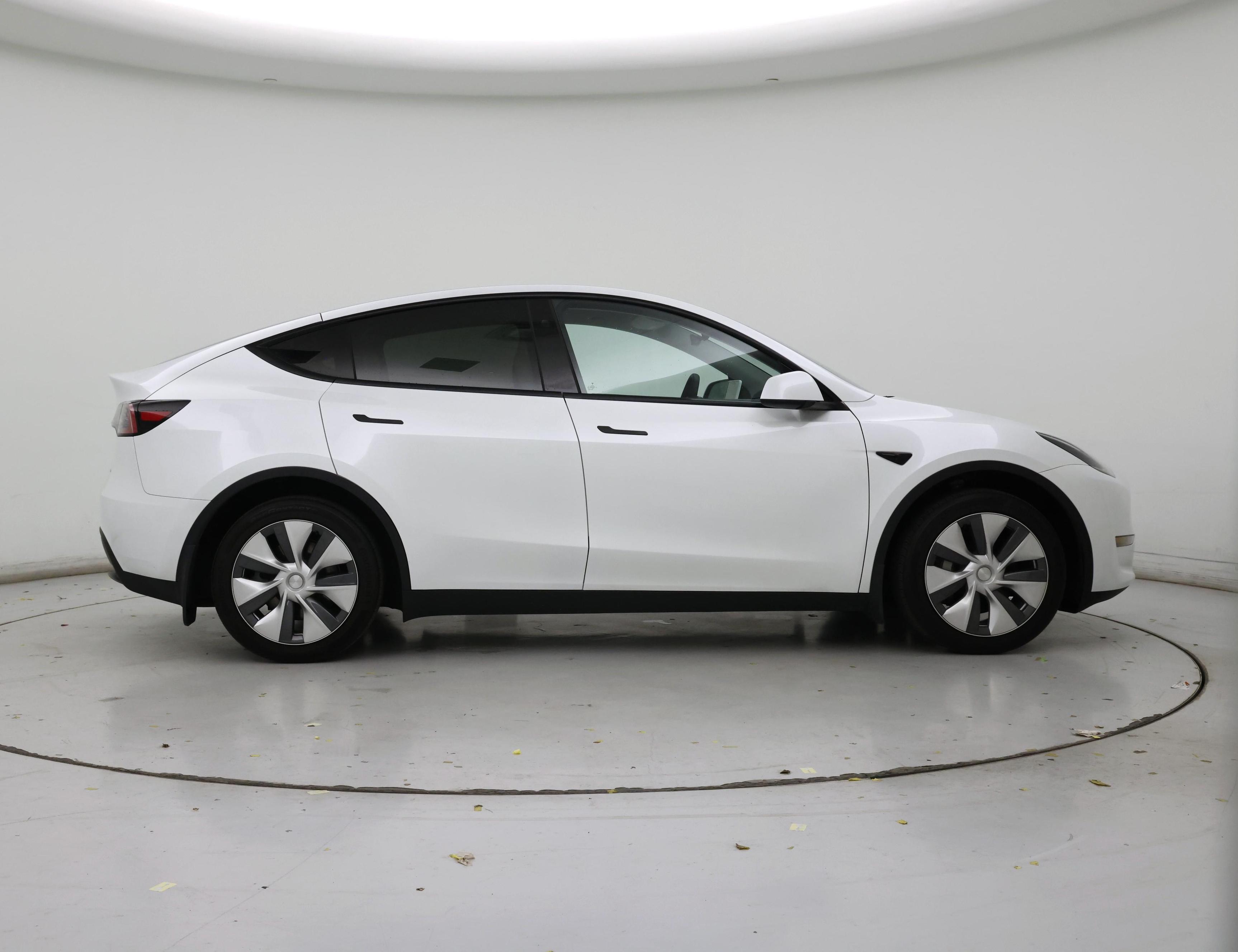 Thumbnail: 2023 Tesla Model Y - 7