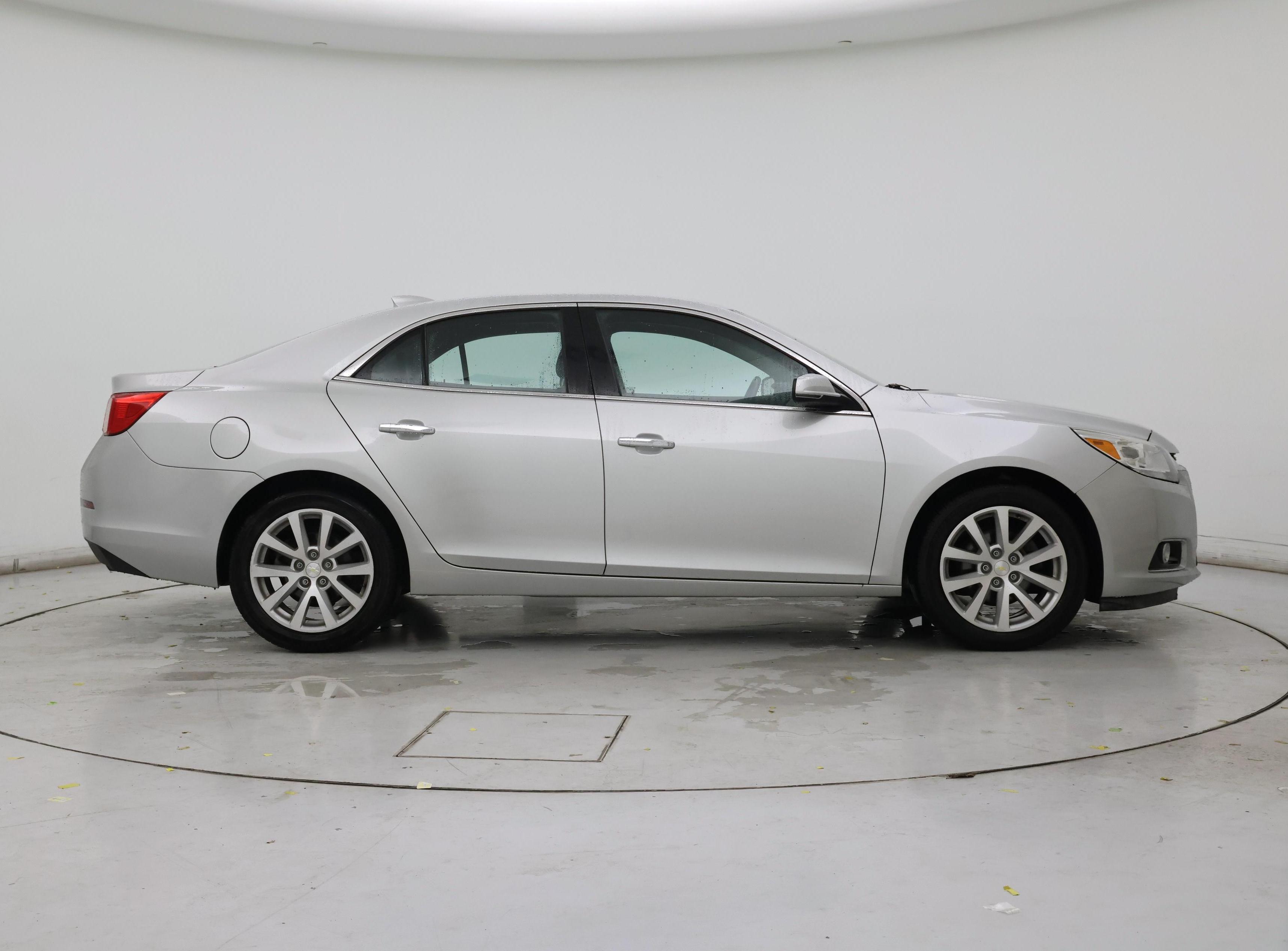 Thumbnail: 2016 Chevrolet Malibu - 7