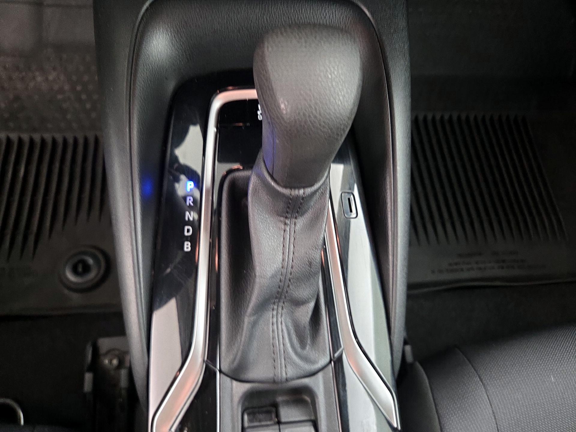 Thumbnail: 2022 Toyota Corolla - 17