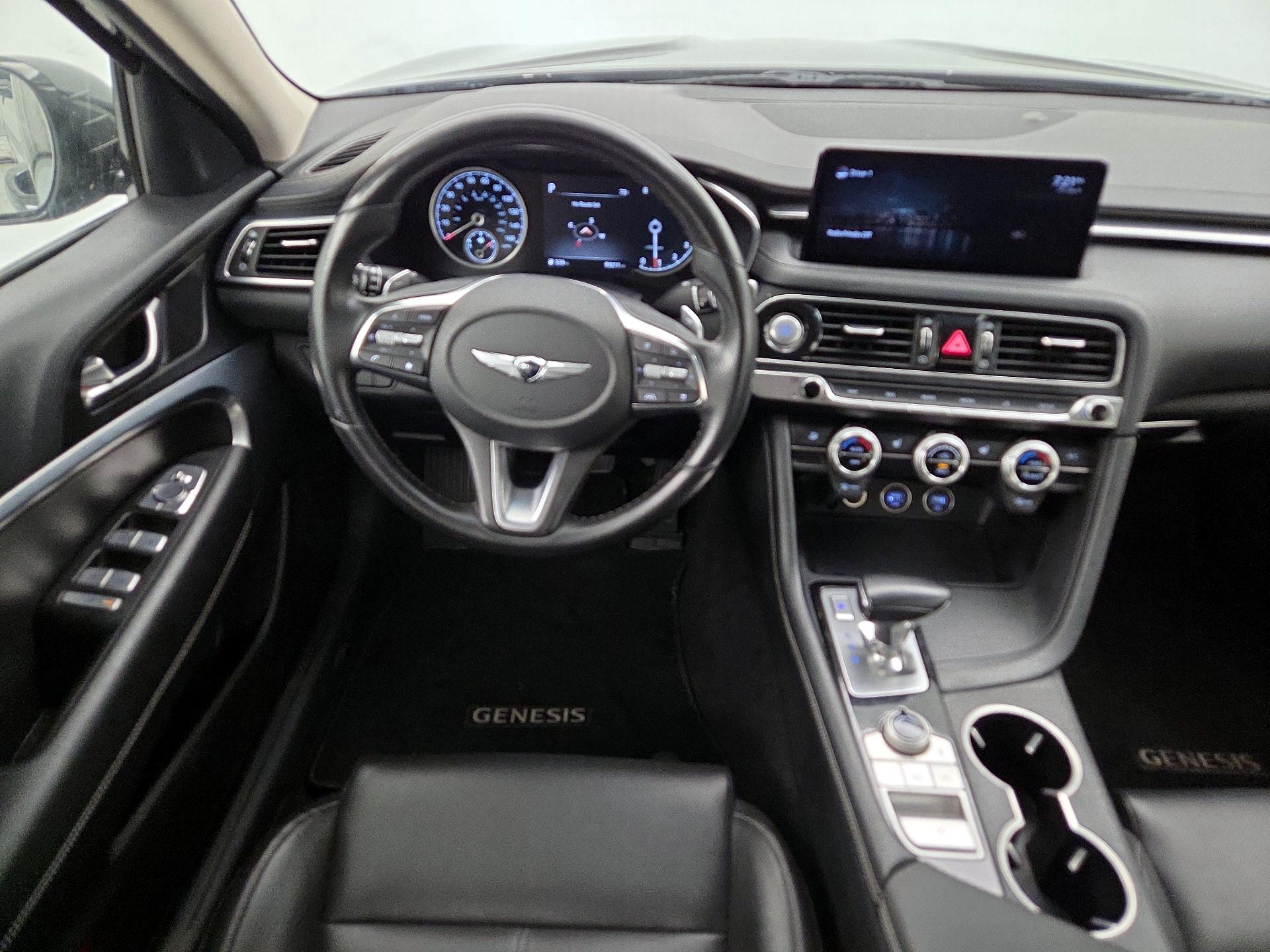 Thumbnail: 2022 Genesis G70 - 10