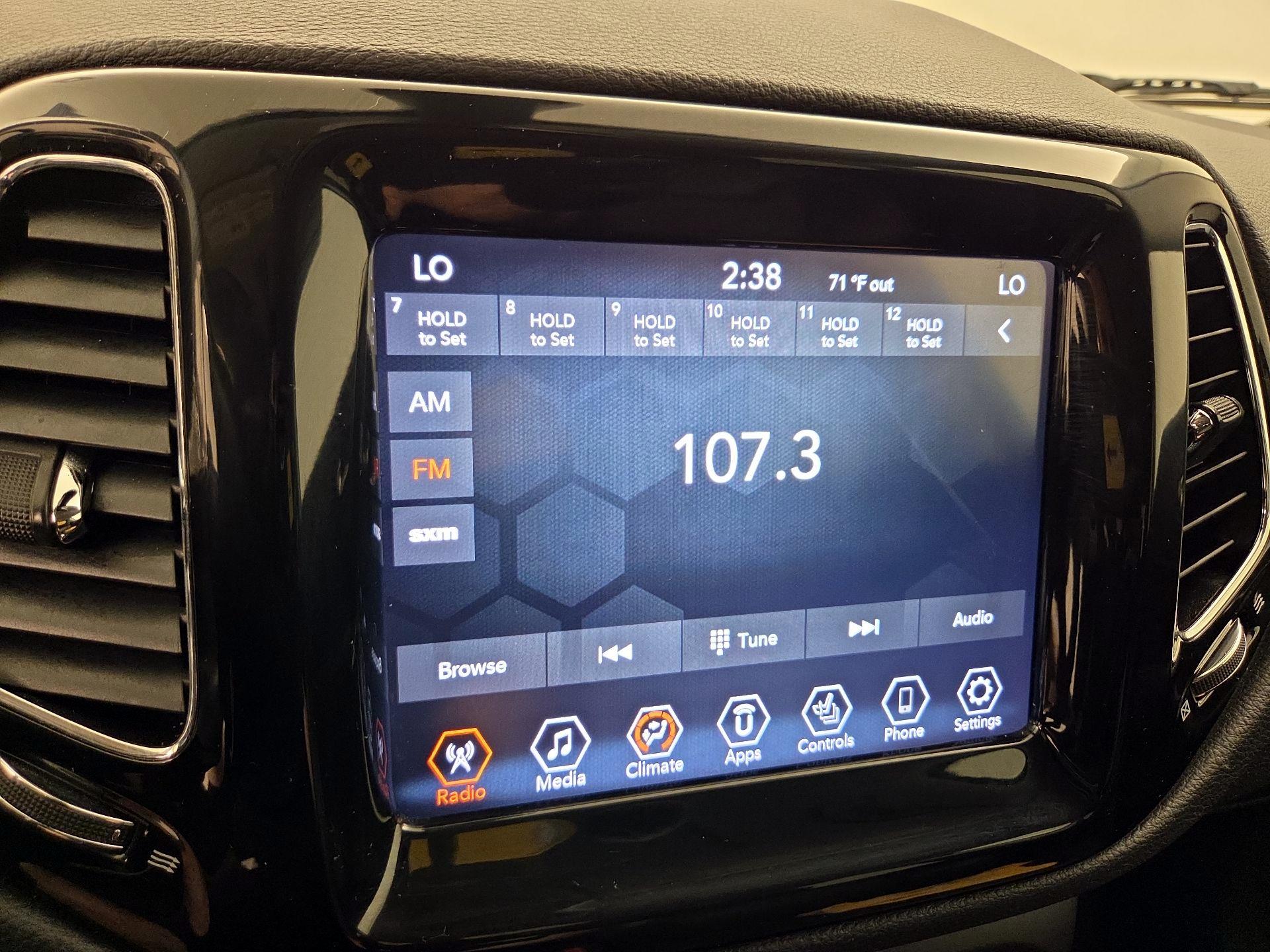 Thumbnail: 2019 Jeep Compass - 15