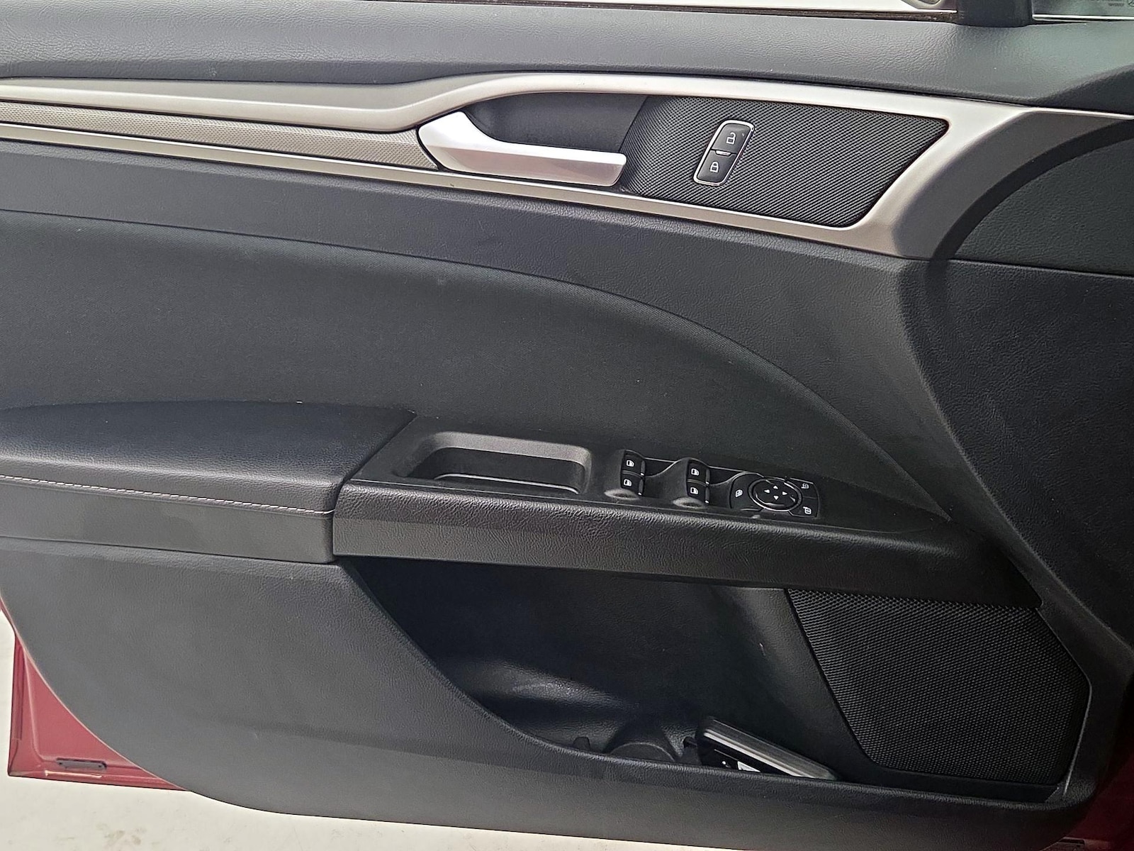 2019 Ford Fusion SE - Photo 13
