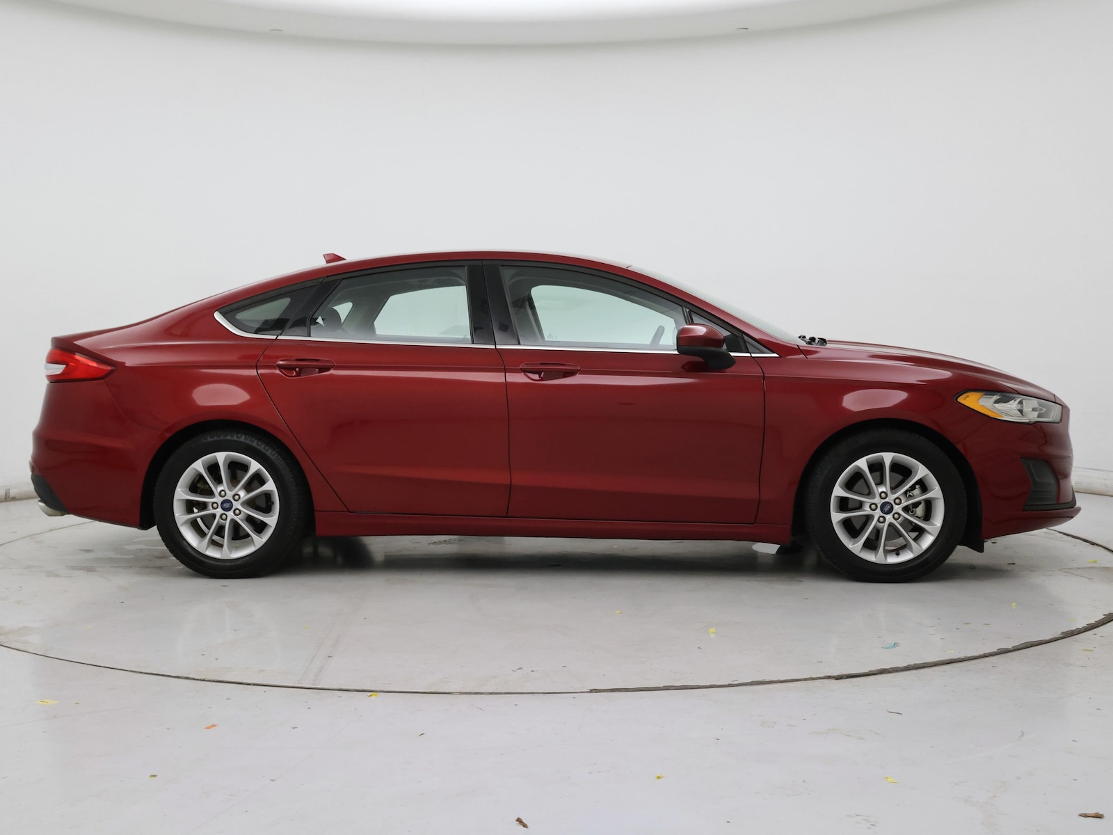 2019 Ford Fusion SE - Photo 8