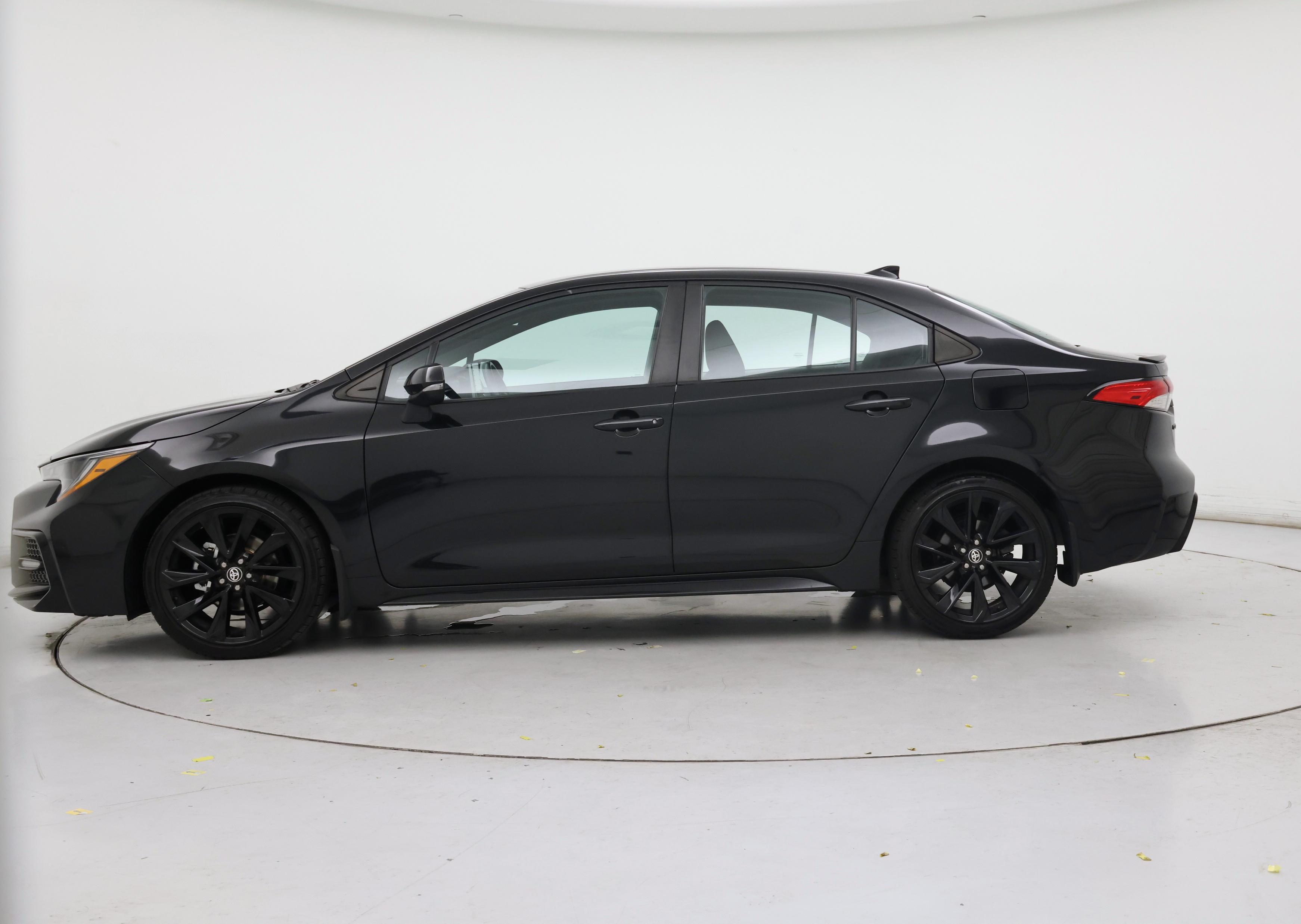 Thumbnail: 2021 Toyota Corolla - 3
