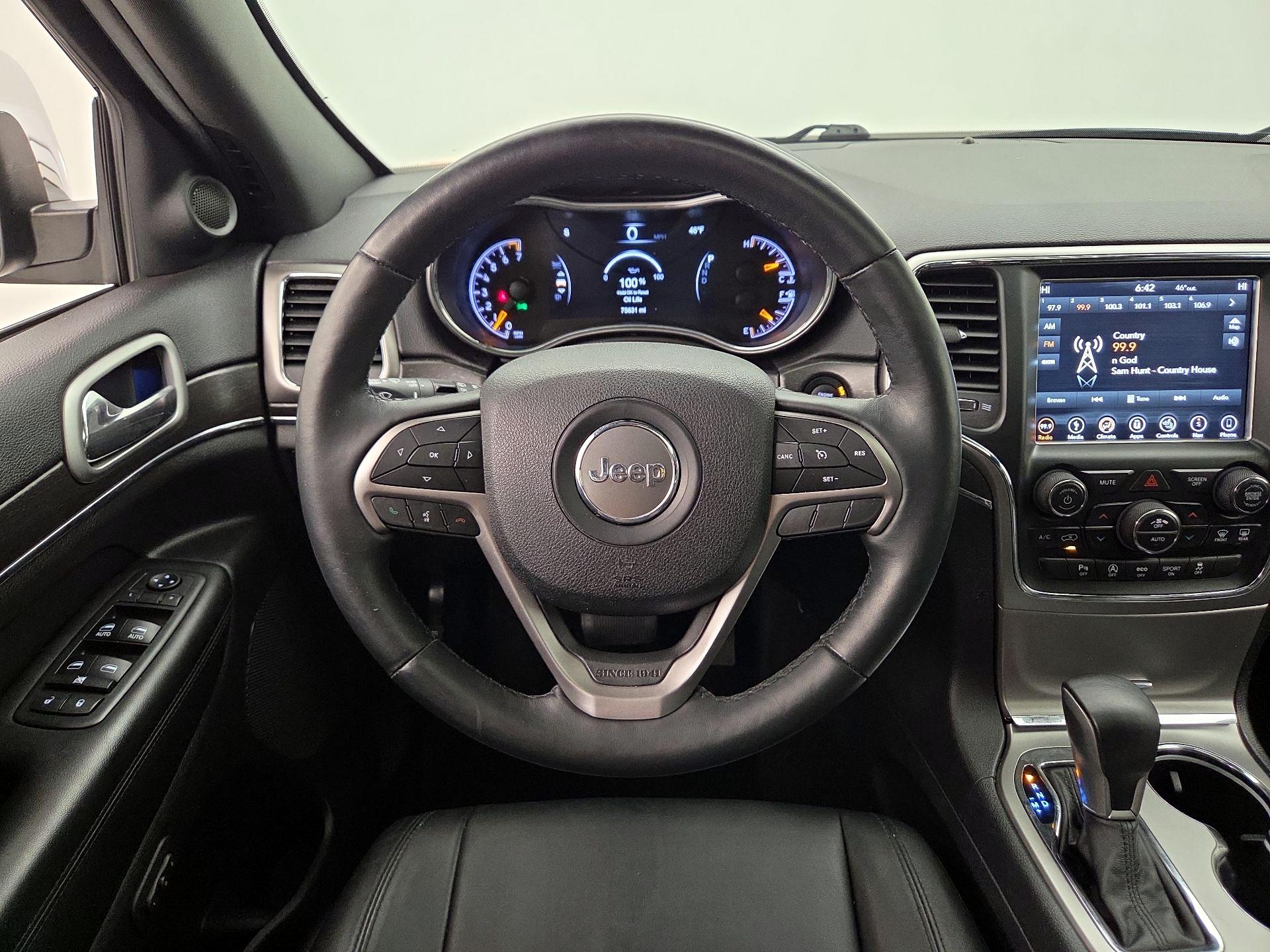 Thumbnail: 2018 Jeep Grand Cherokee - 10