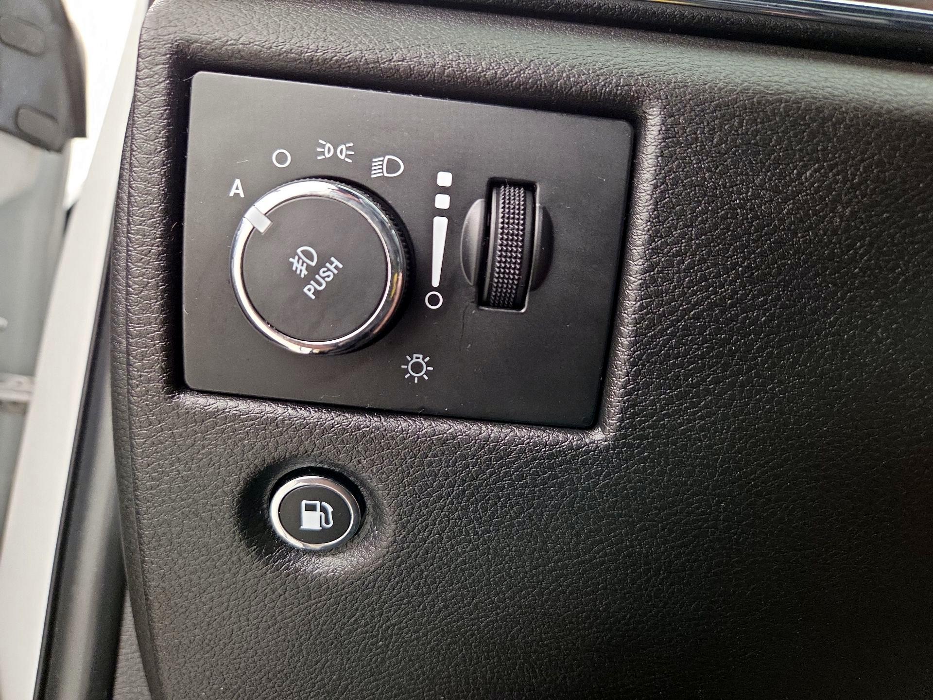 Thumbnail: 2018 Jeep Grand Cherokee - 13