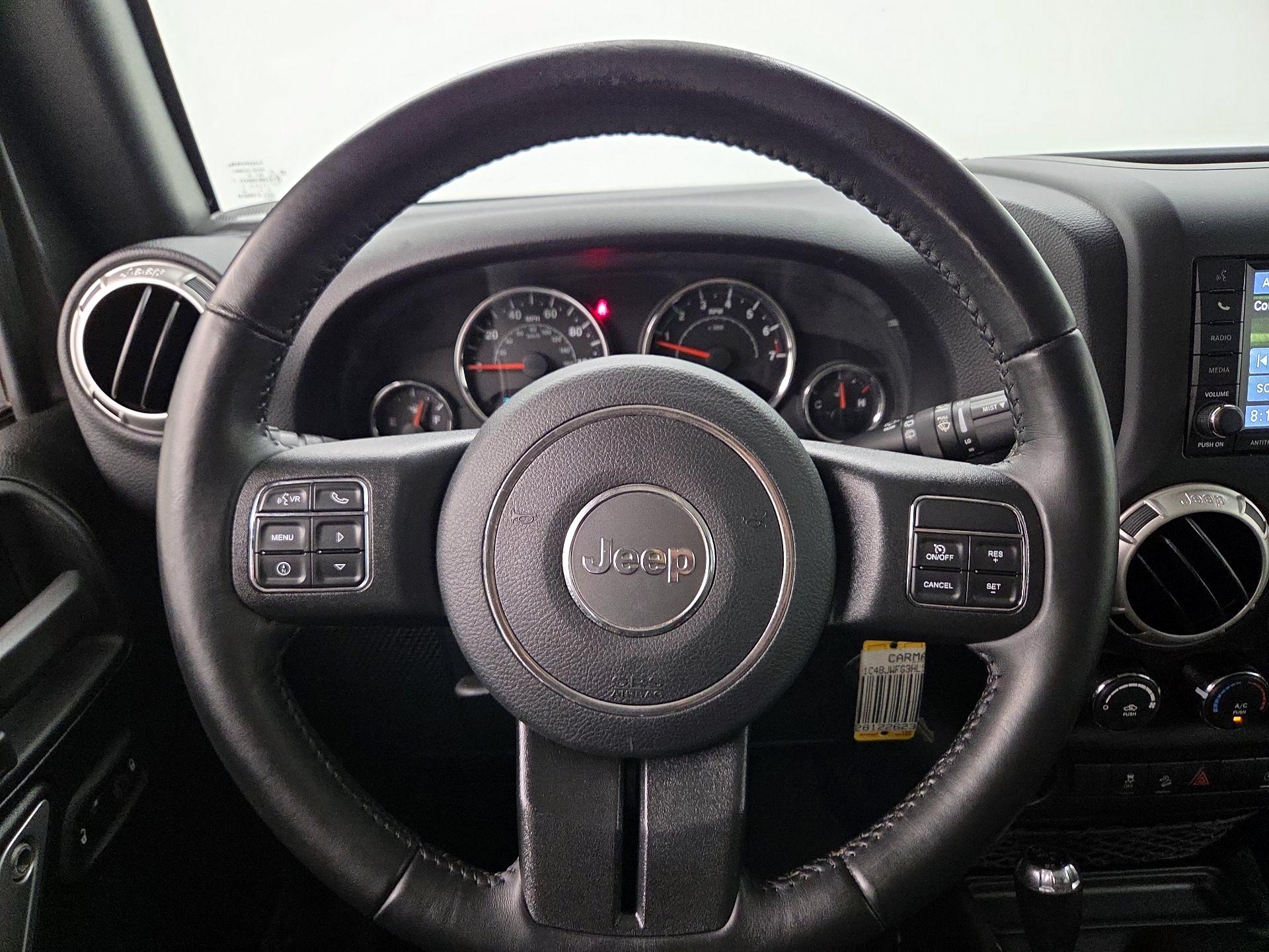 Thumbnail: 2017 Jeep Wrangler - 10
