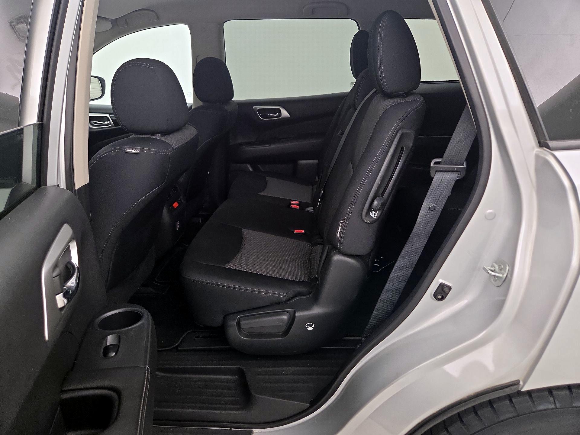 Thumbnail: 2018 Nissan Pathfinder - 19