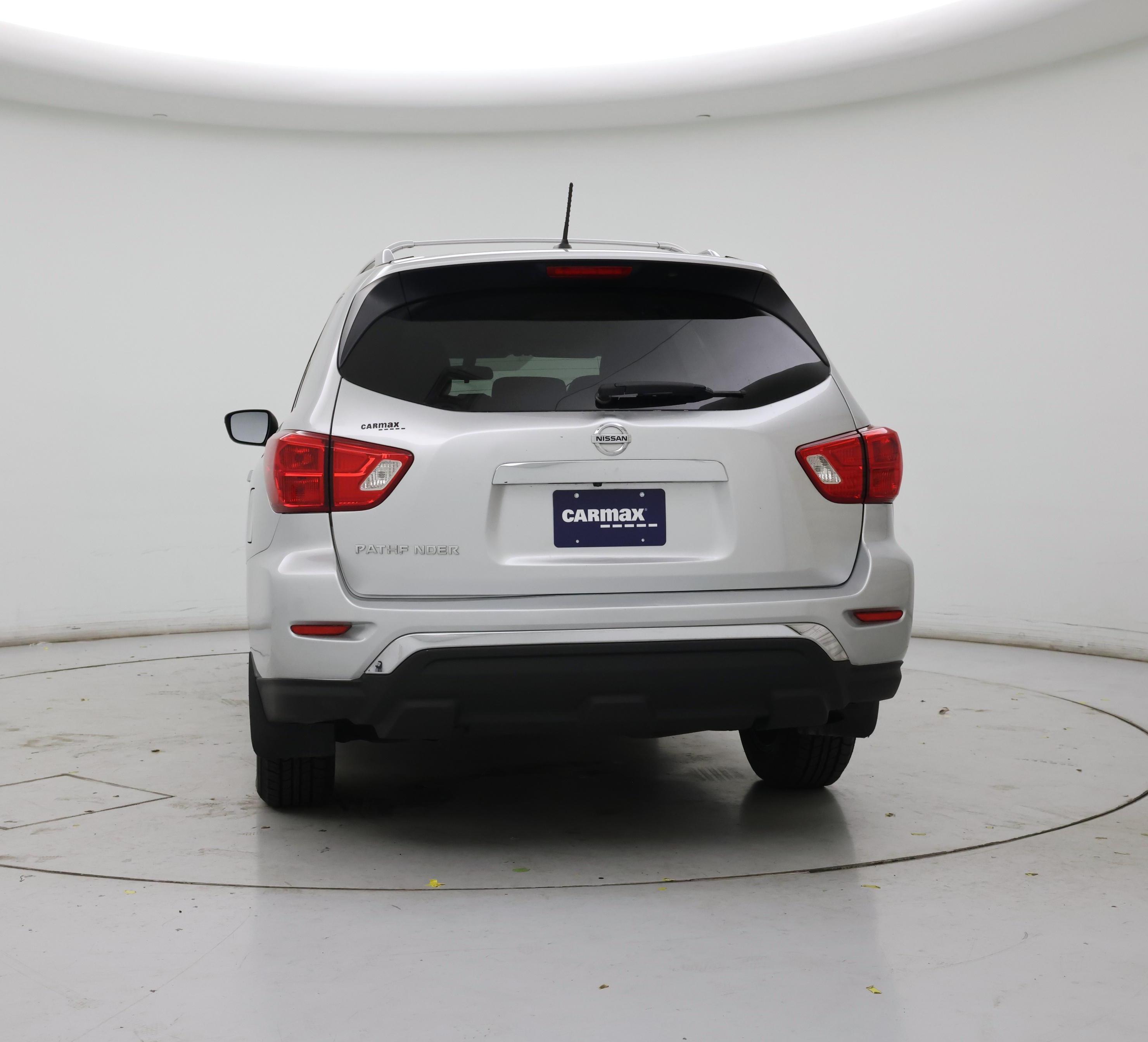 Thumbnail: 2018 Nissan Pathfinder - 6