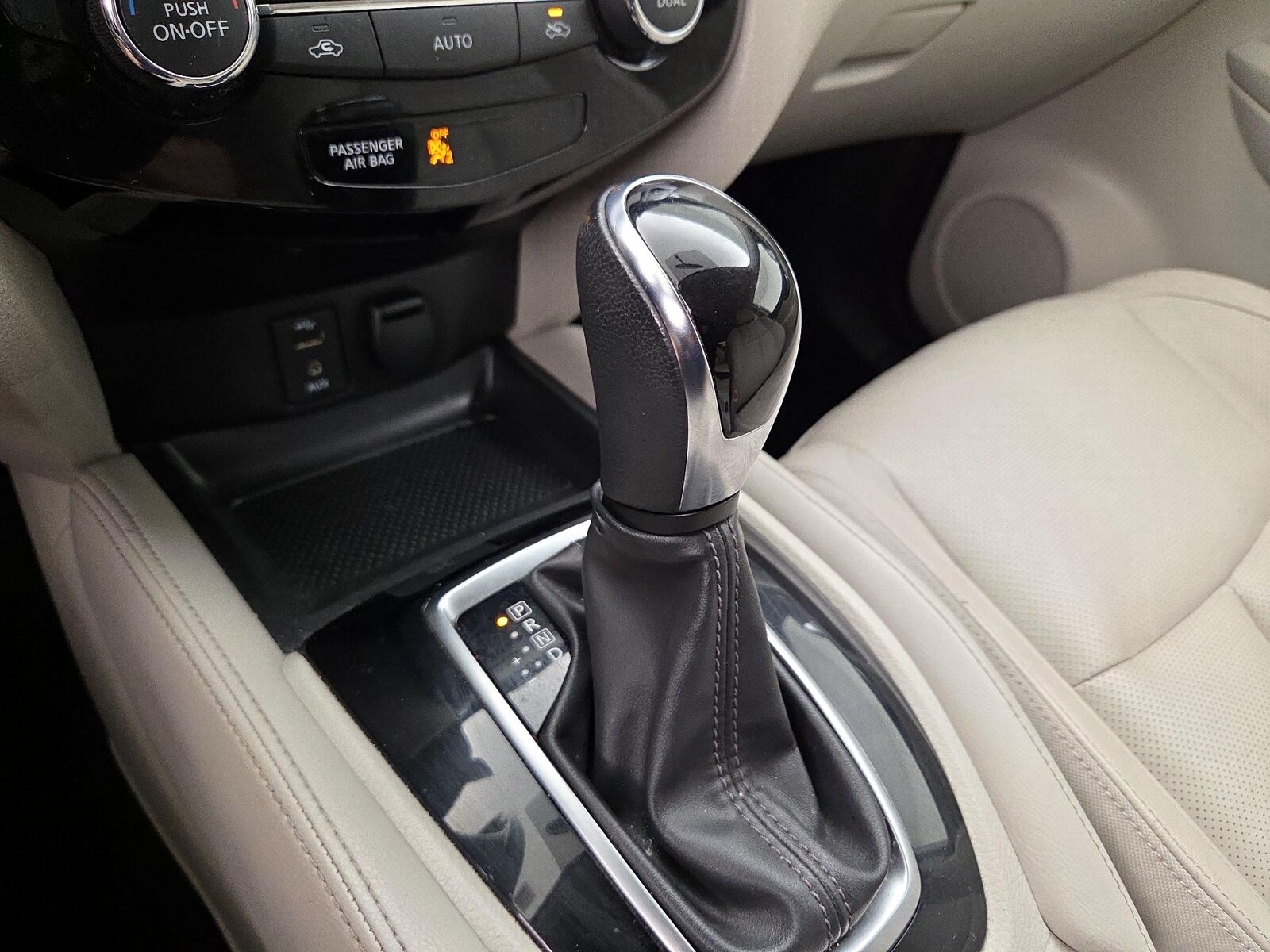 2017 Nissan Rogue Sport SL - Photo 19