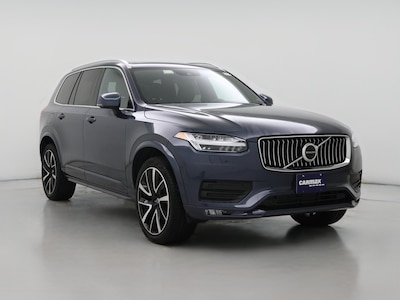 2022 Volvo XC90 T6 Momentum
