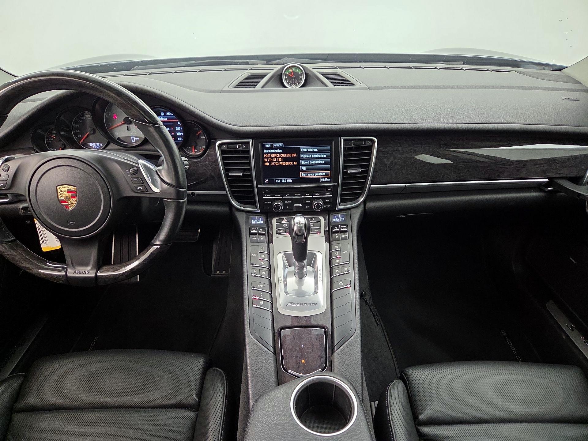 Thumbnail: 2015 Porsche Panamera - 9