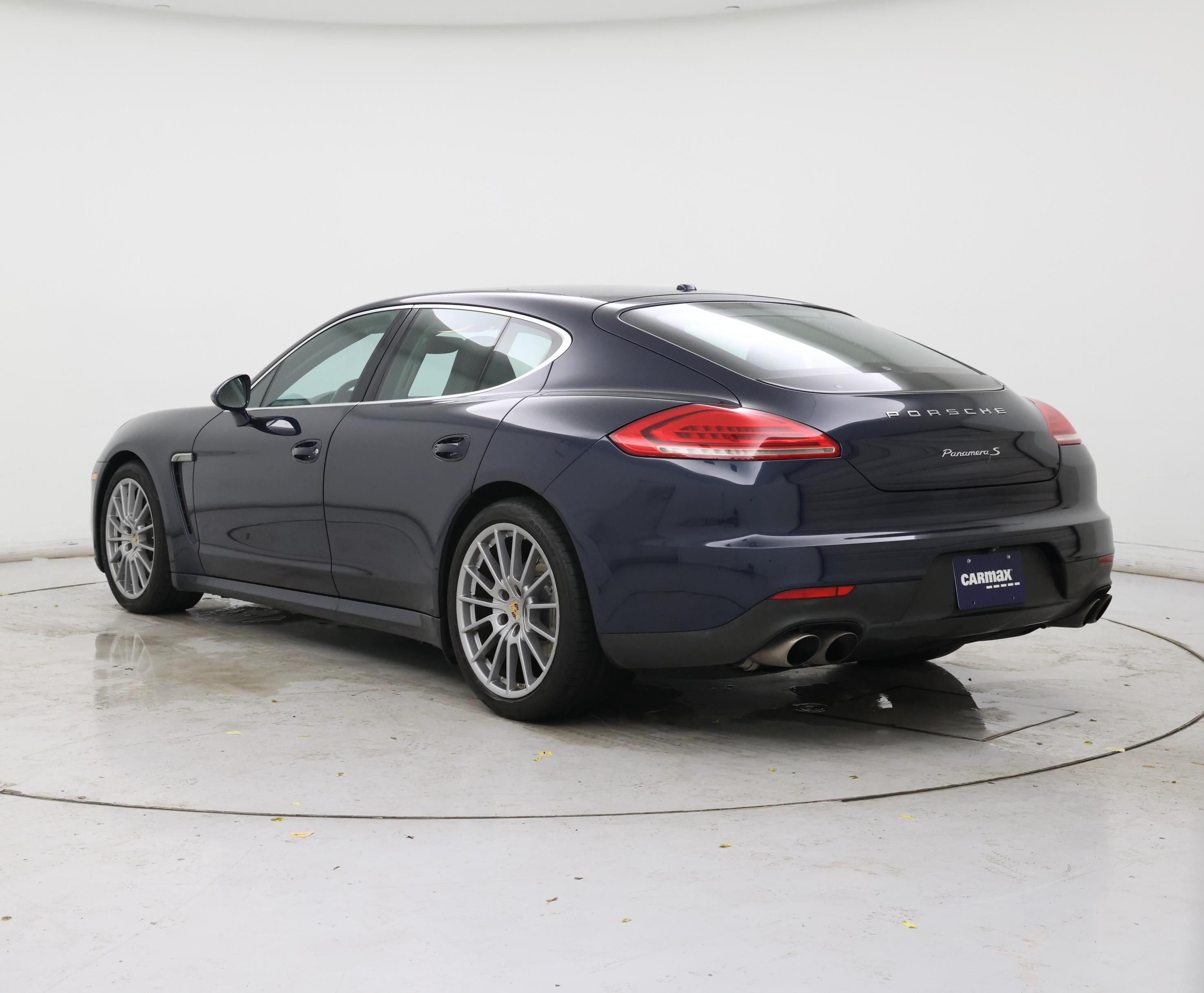 Thumbnail: 2015 Porsche Panamera - 2
