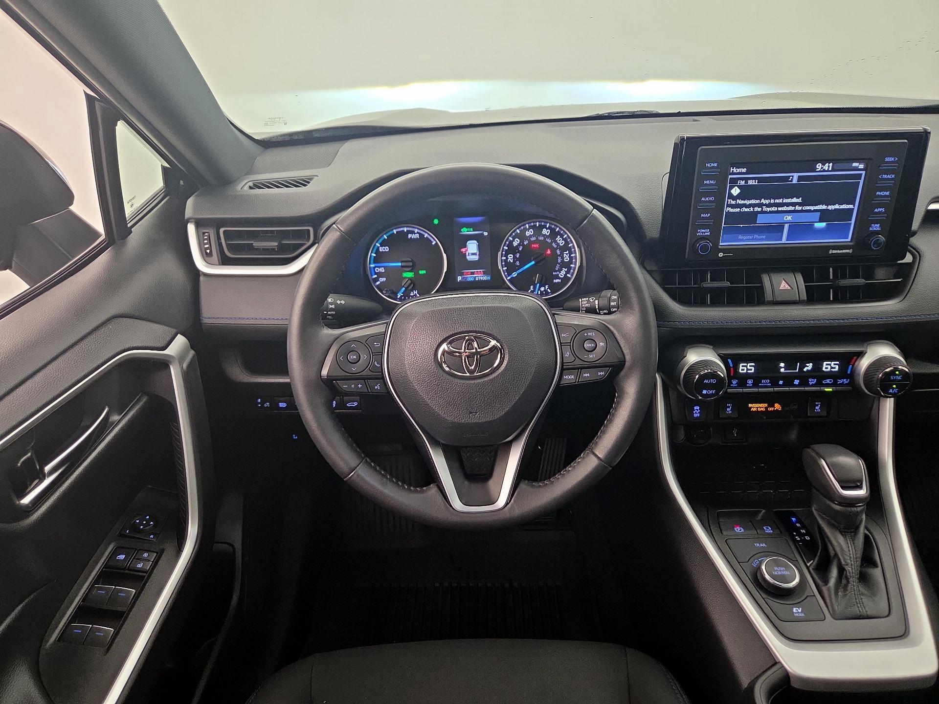Thumbnail: 2022 Toyota RAV4 - 10