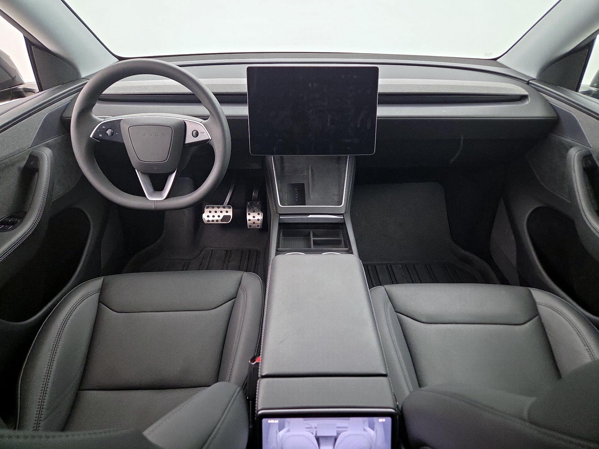 Thumbnail: 2026 Tesla Model Y - 9