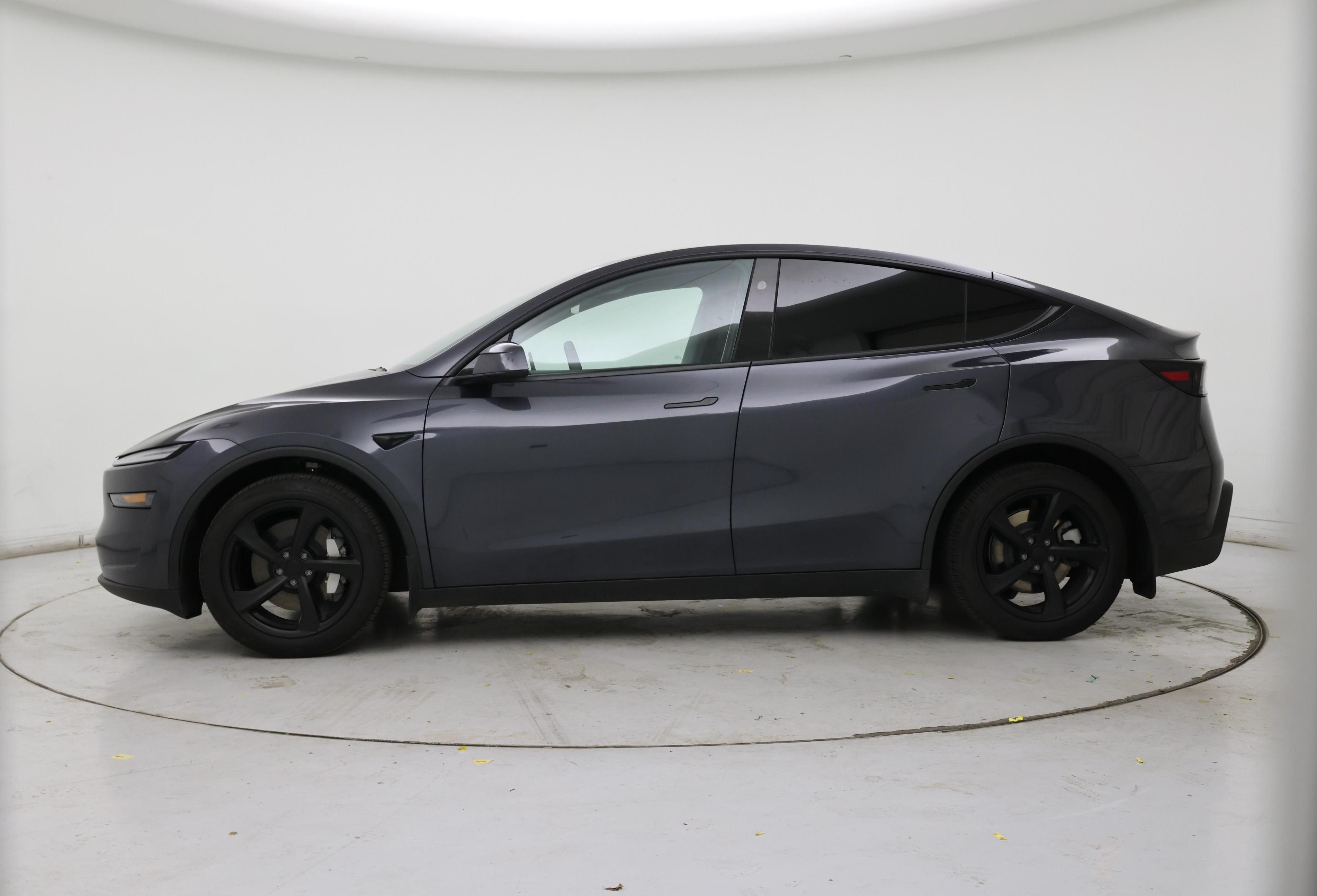 Thumbnail: 2026 Tesla Model Y - 3
