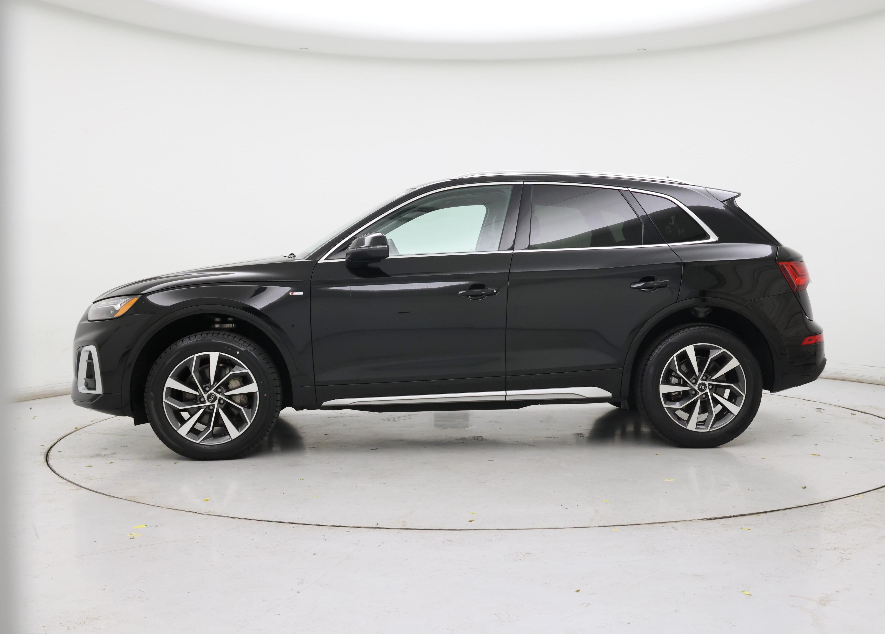Thumbnail: 2024 Audi Q5 - 3