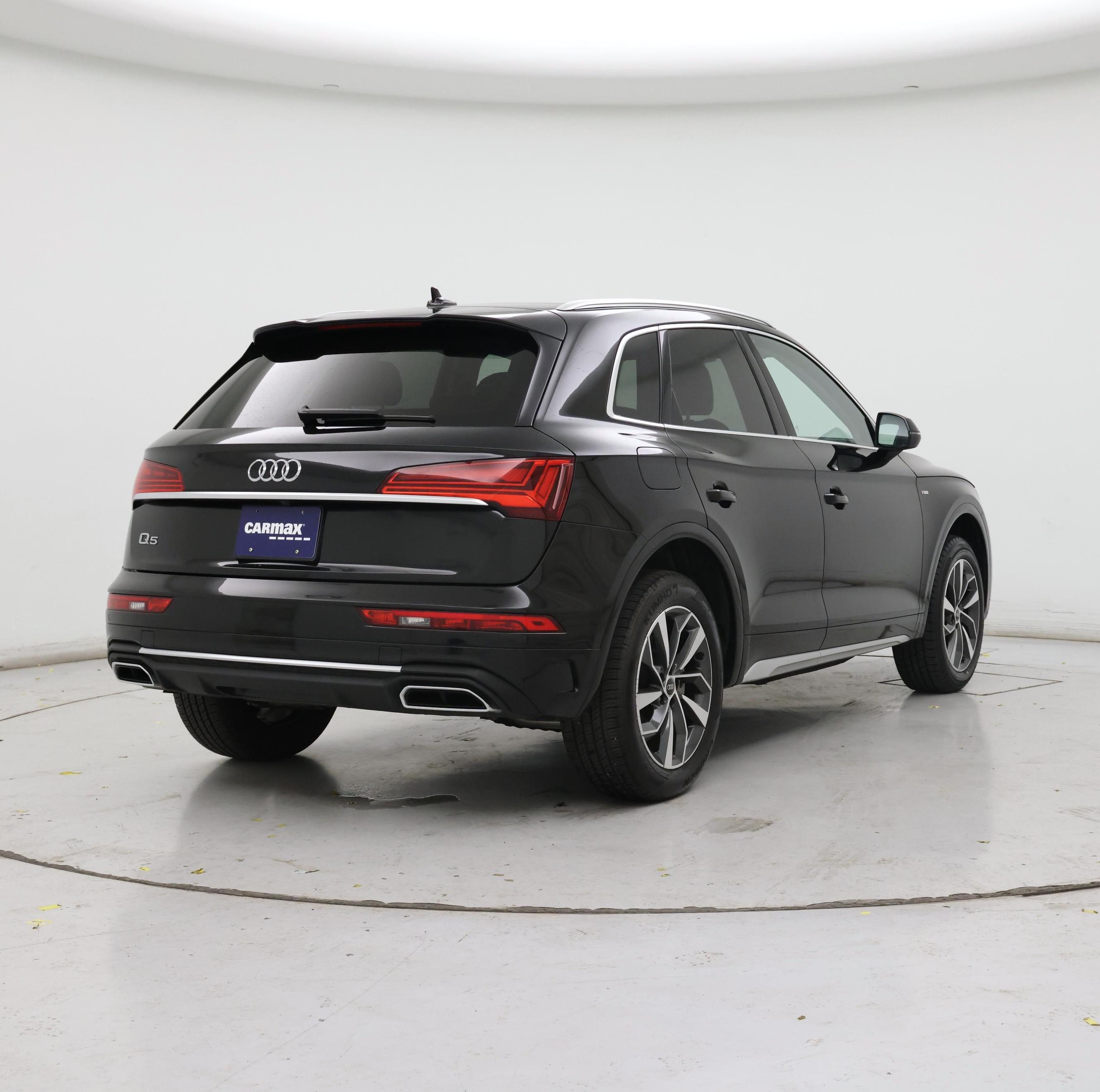 Thumbnail: 2024 Audi Q5 - 8