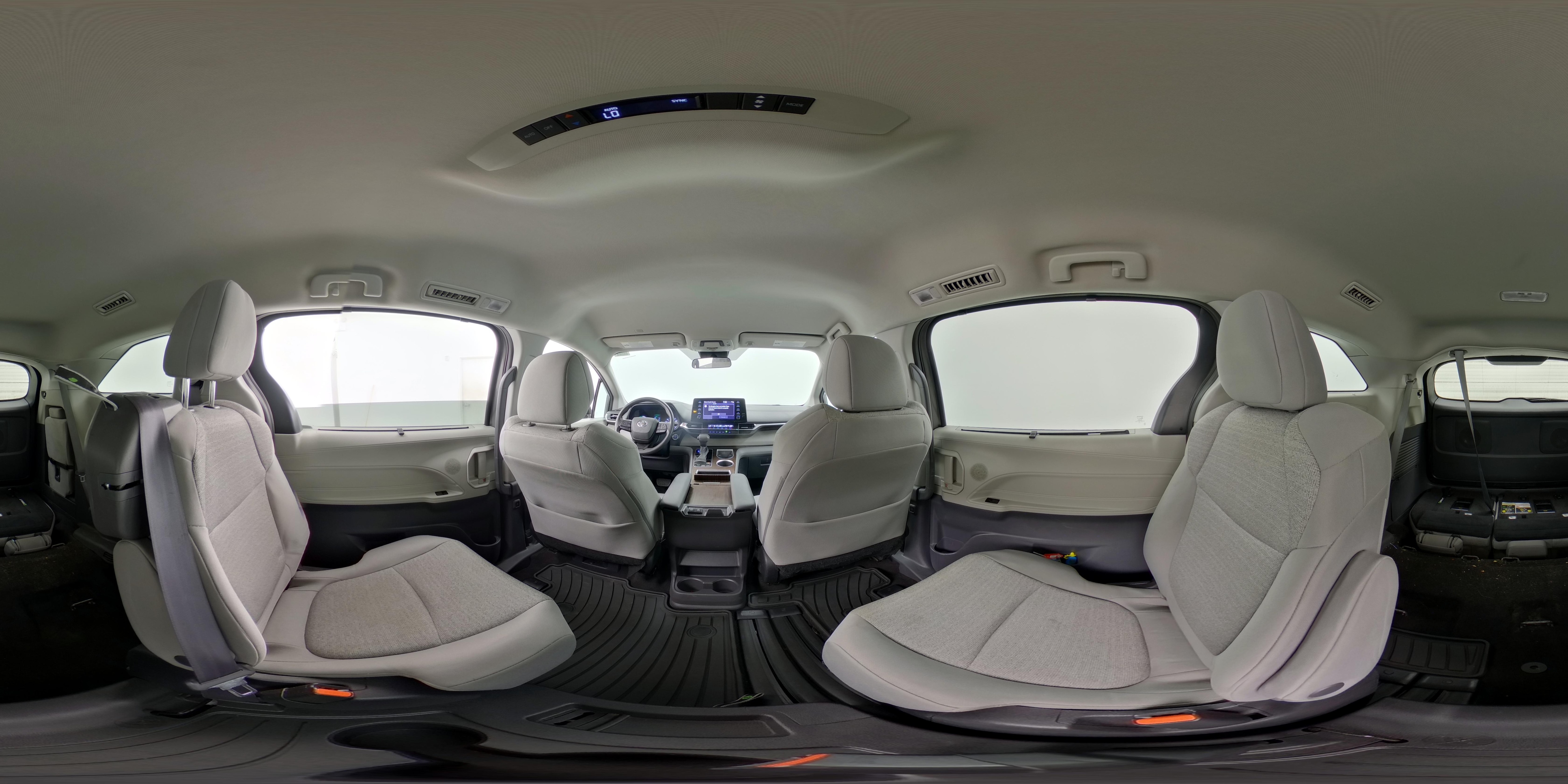 2022 Toyota Sienna LE - Photo 27