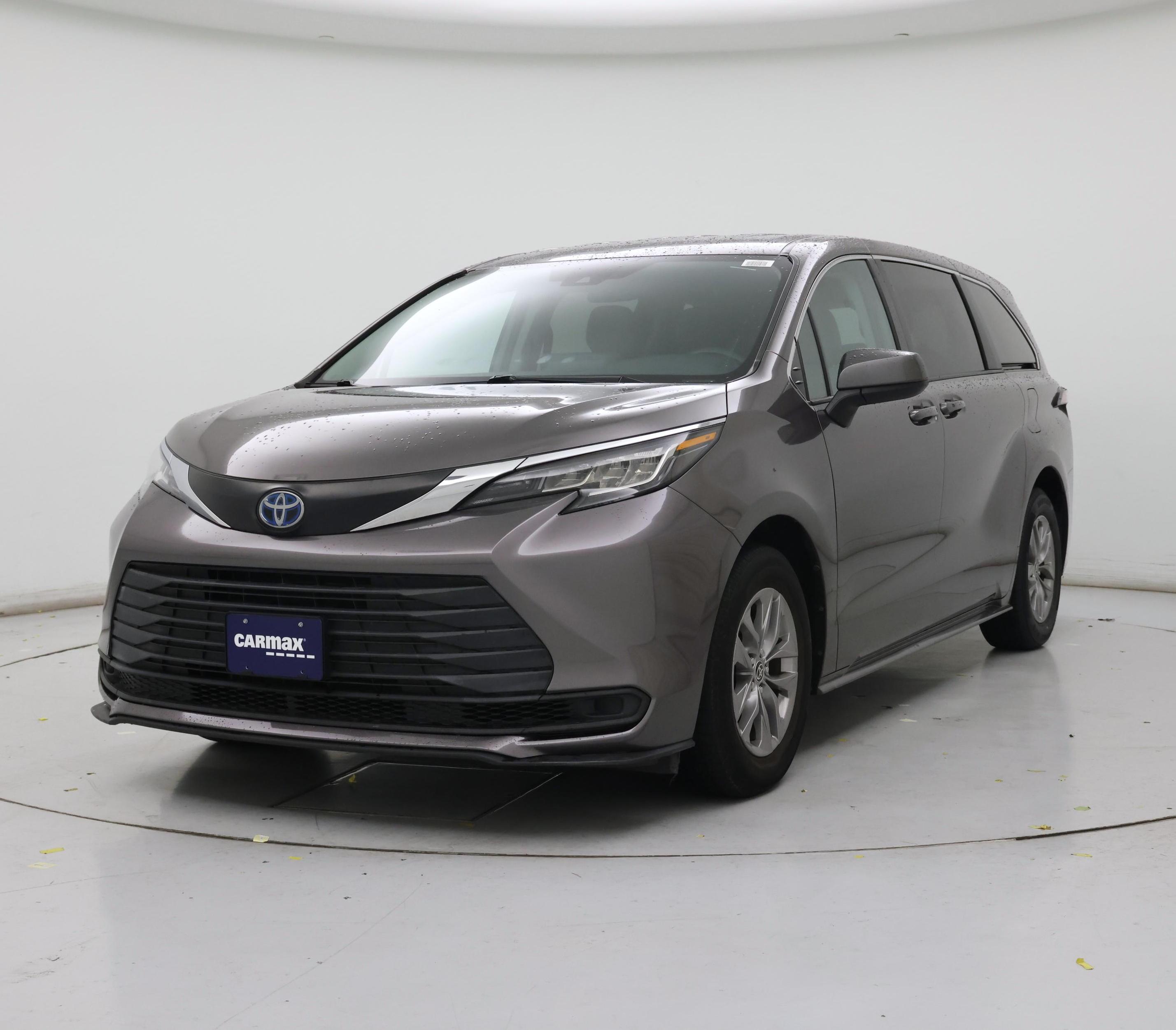 Thumbnail: 2022 Toyota Sienna - 4