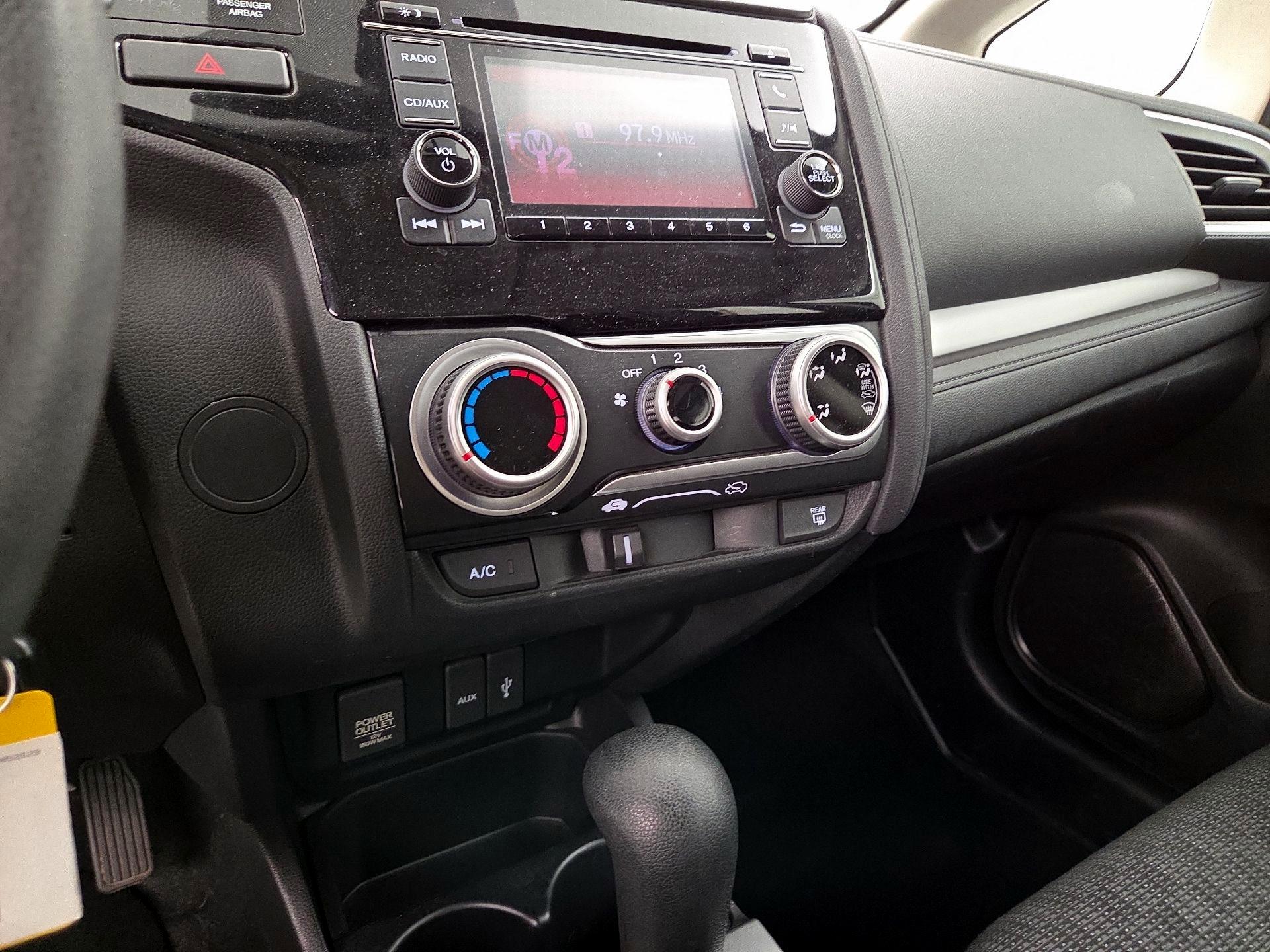 Thumbnail: 2015 Honda Fit - 16