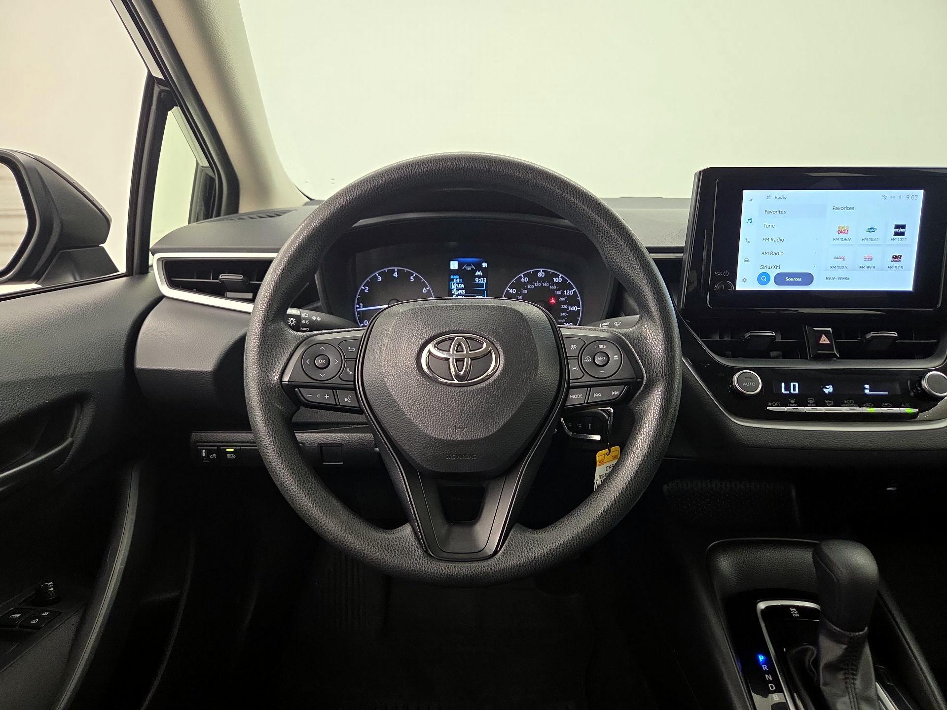 Thumbnail: 2023 Toyota Corolla - 10