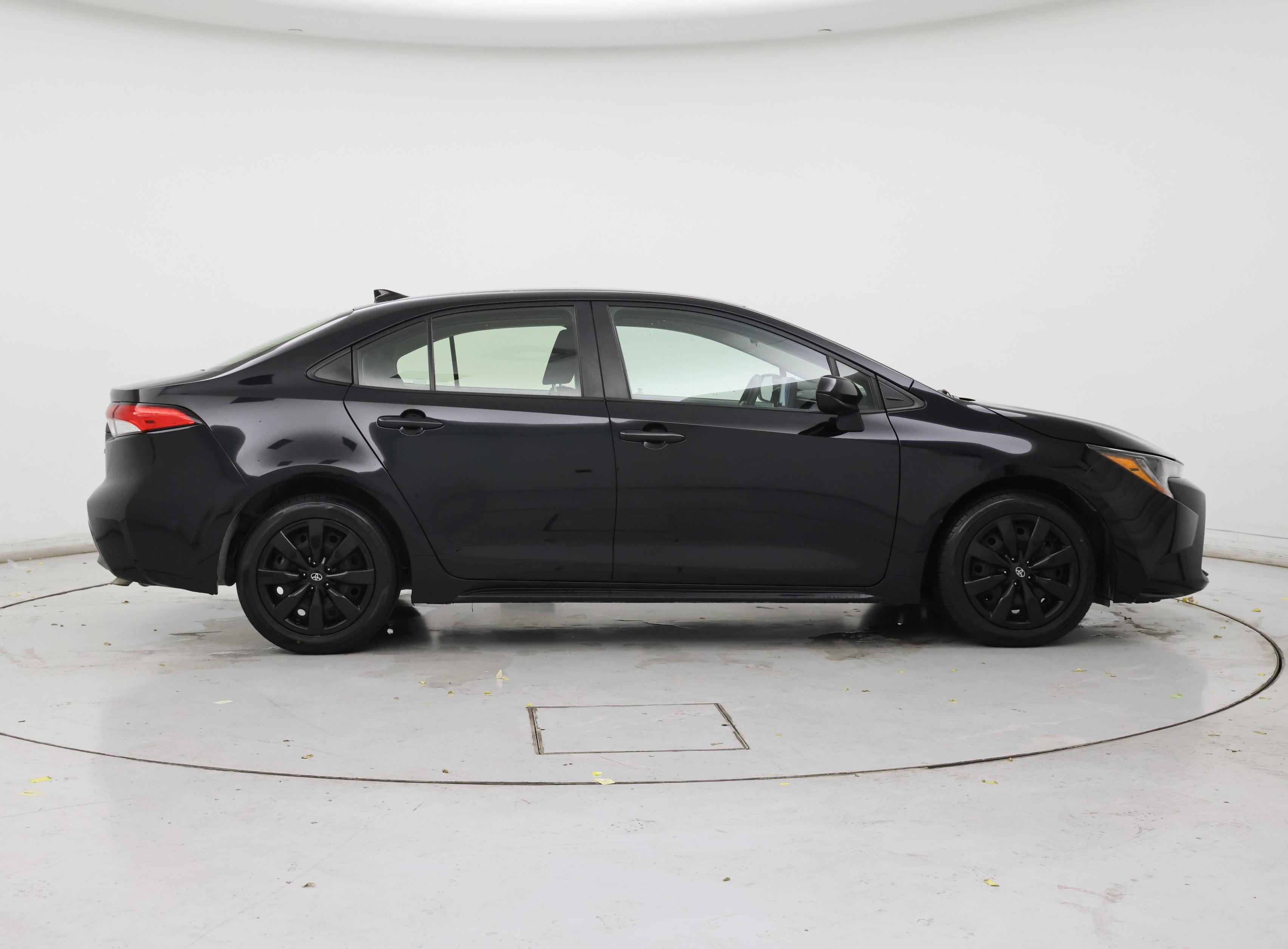 Thumbnail: 2023 Toyota Corolla - 7