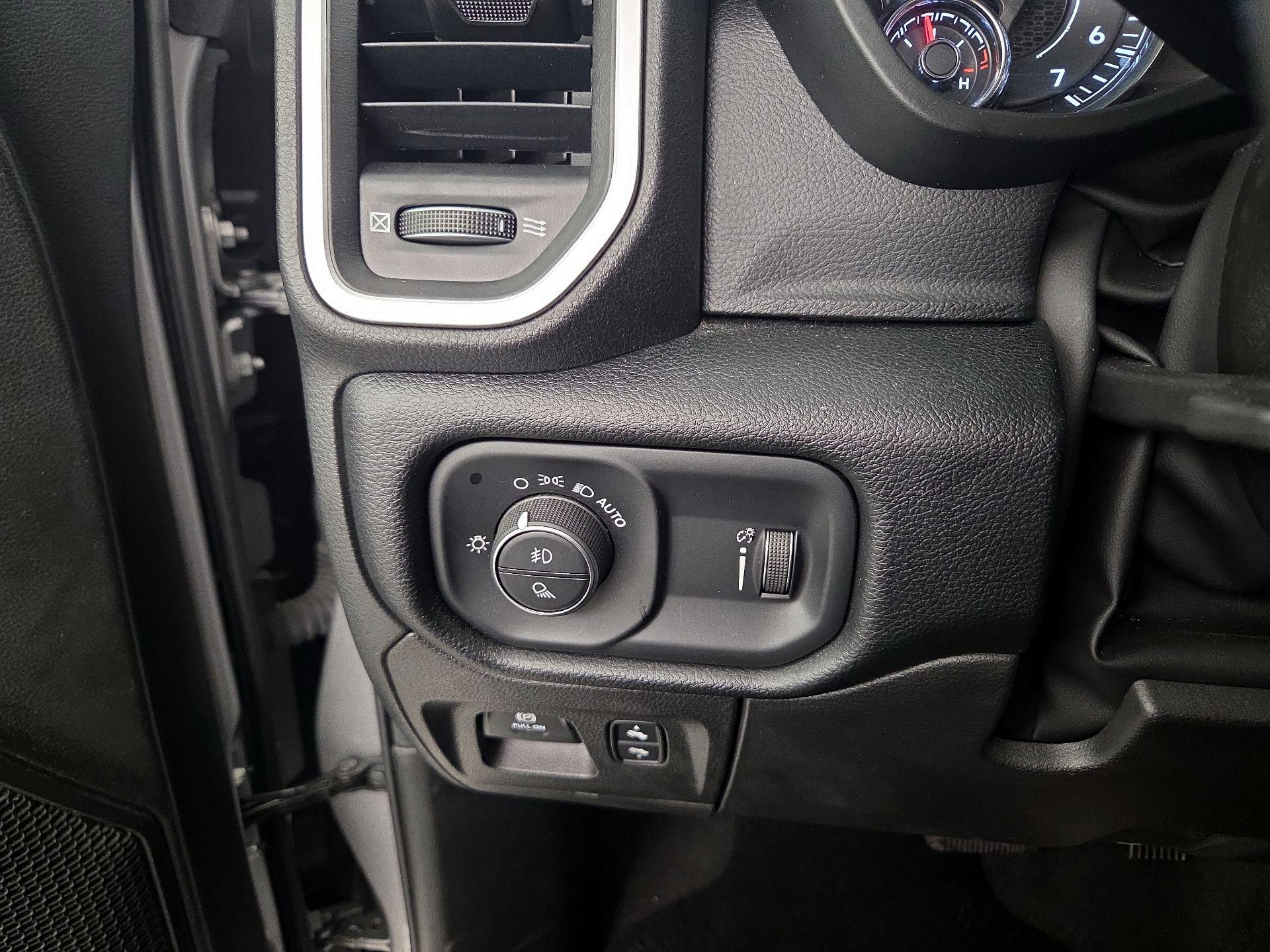 Thumbnail: 2022 RAM 1500 - 13