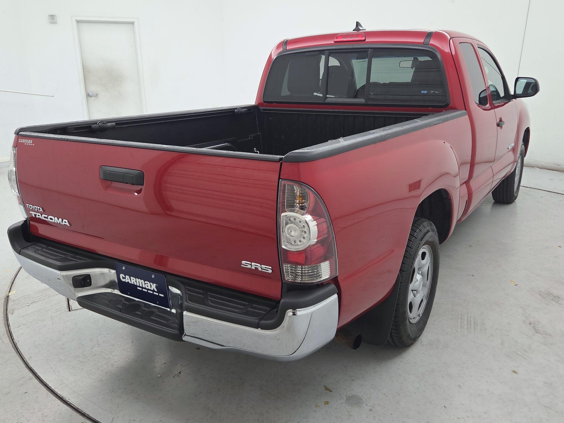 Thumbnail: 2014 Toyota Tacoma - 5