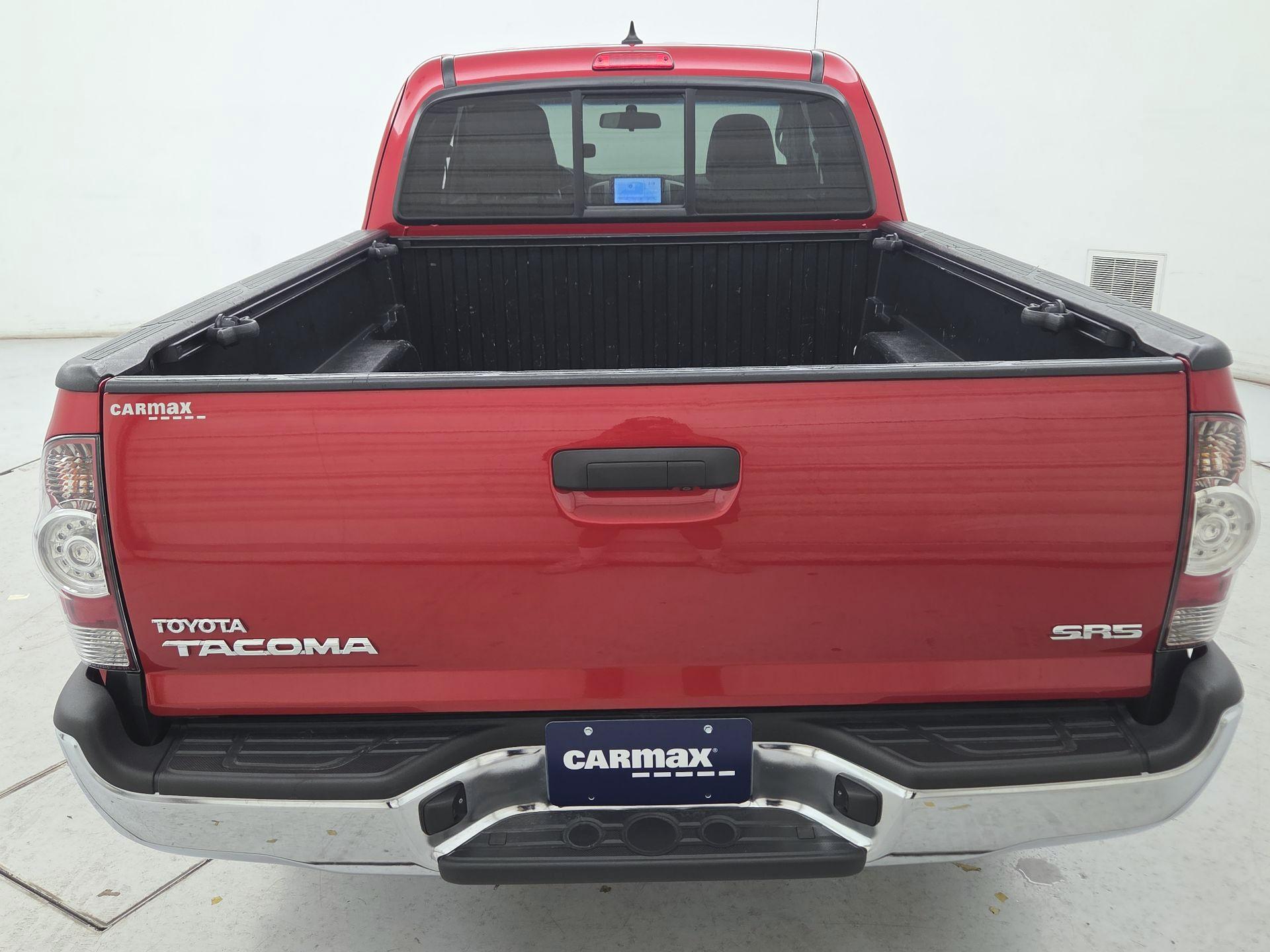 Thumbnail: 2014 Toyota Tacoma - 6